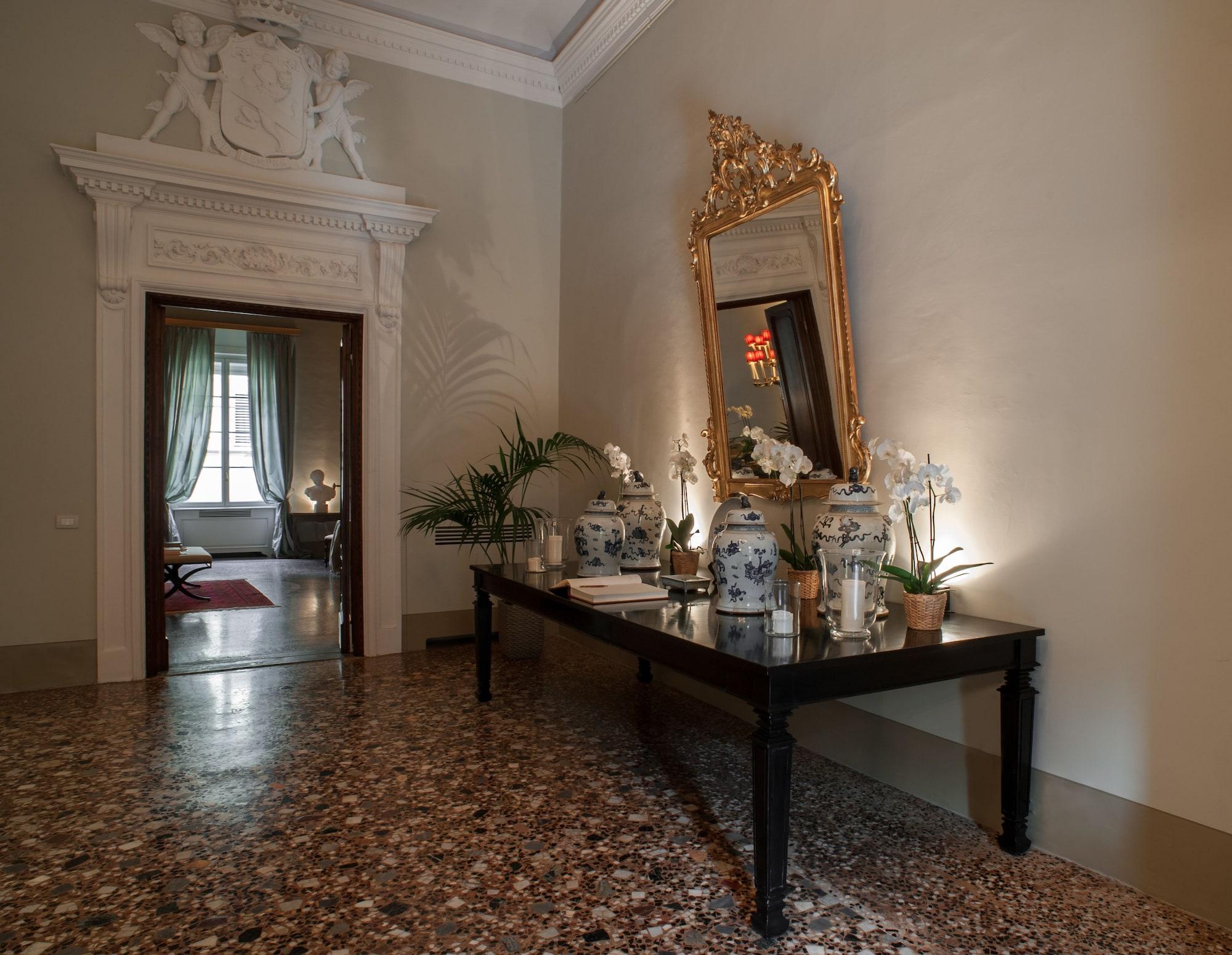 Vista Lobby Al Palazzo del Marchese di Camugliano