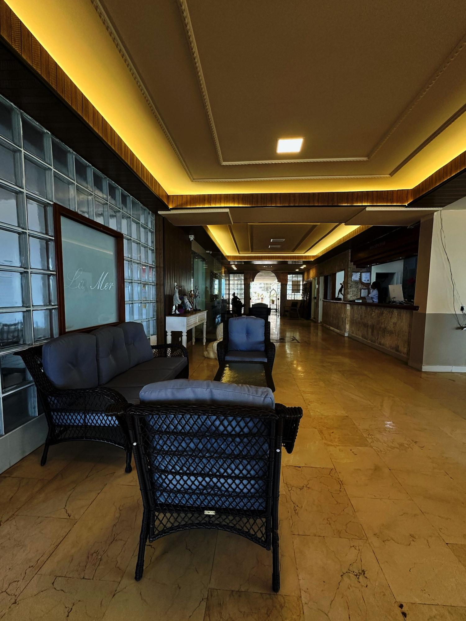 Vista Lobby Hotel Lord Pierre