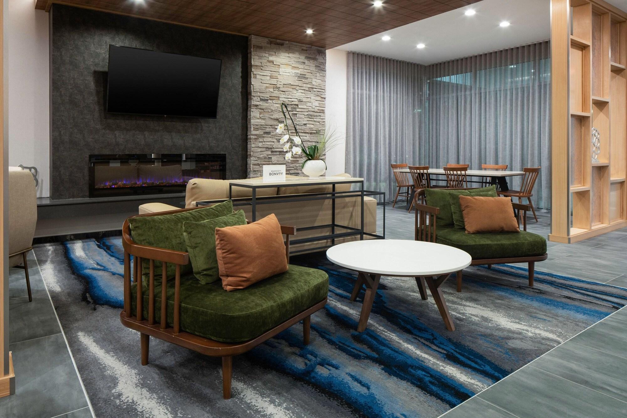 Vista Exterior Fairfield Inn & Suites by Marriott Dallas McKinney
