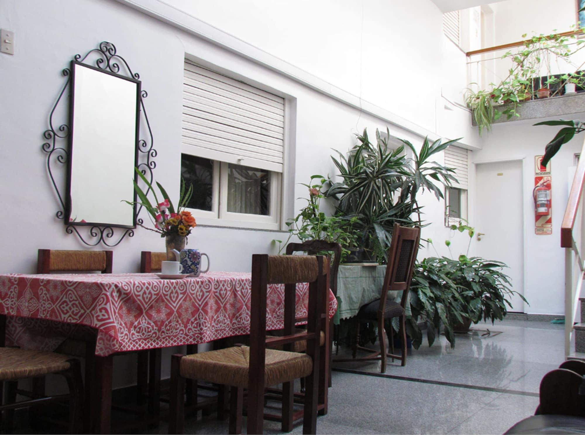 Equipamiento de Habitación Hotel San Carlos