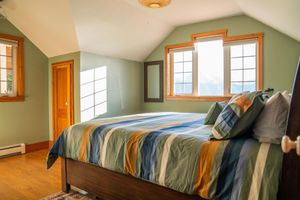 Alojamiento - Detached Apartment w/hot-tub & Sauna view overlooking Valley