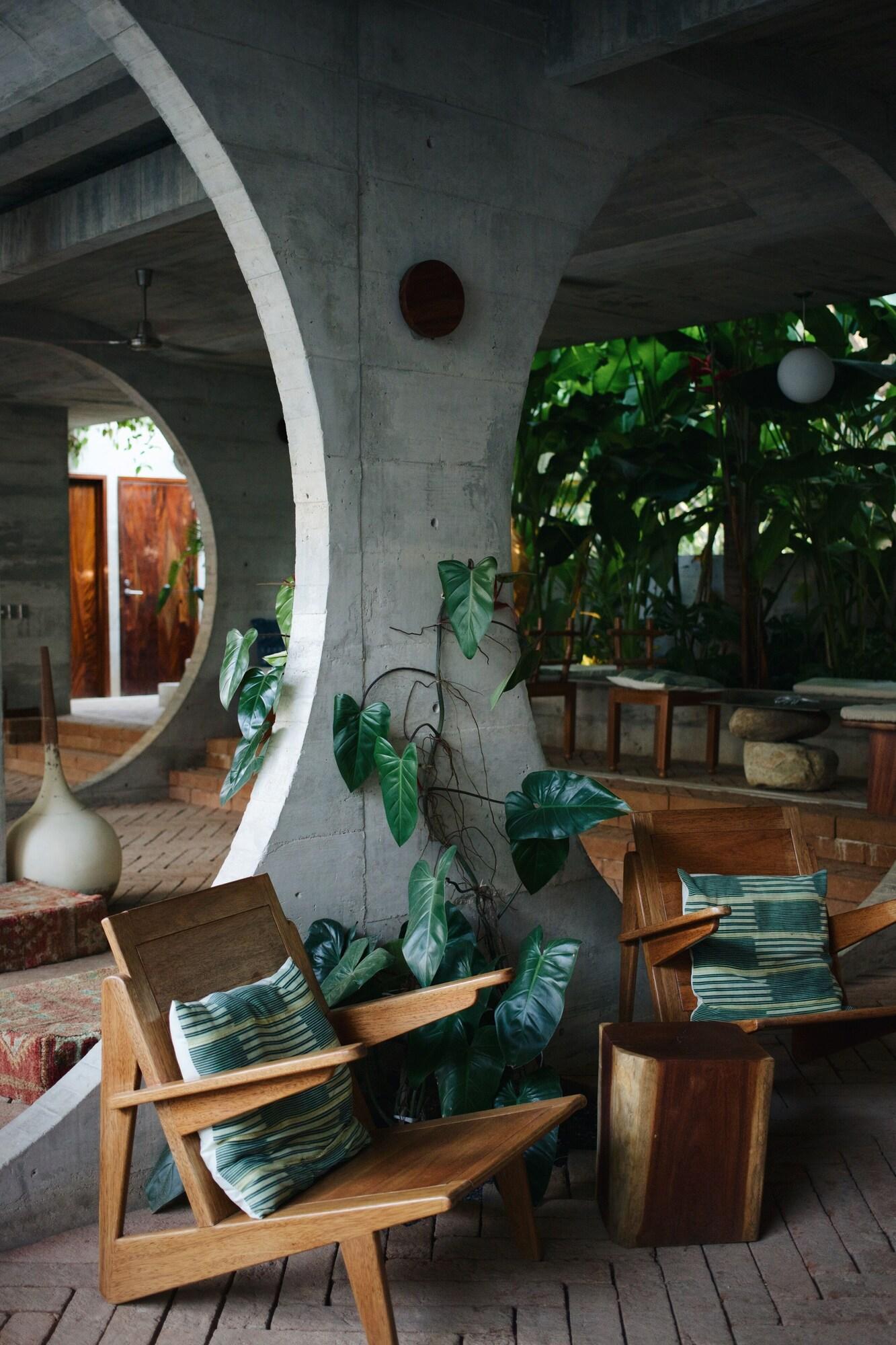 Bar/Salón Casa TO - Adults Only