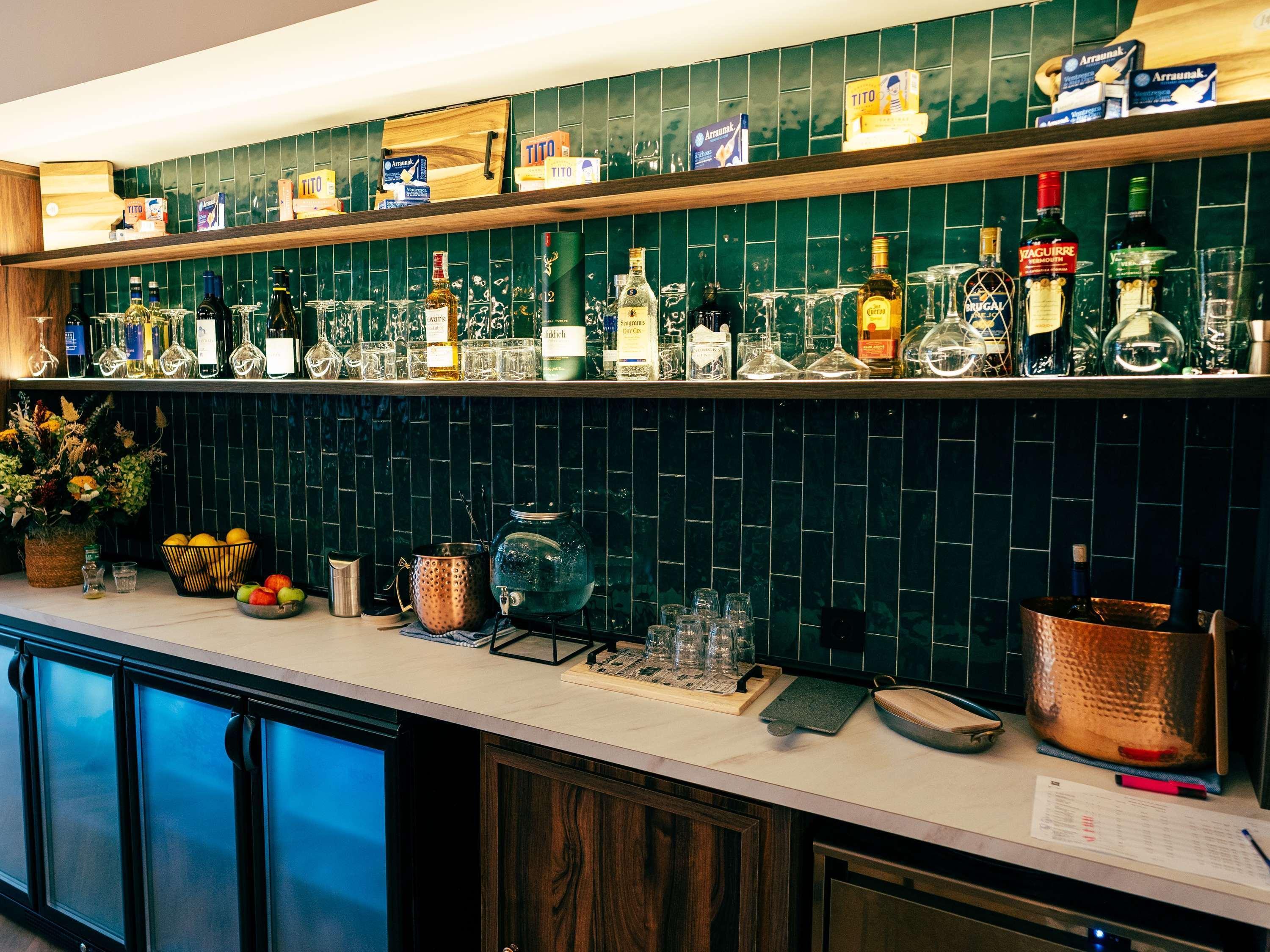 Bar/Salón ibis Styles Madrid Maravillas