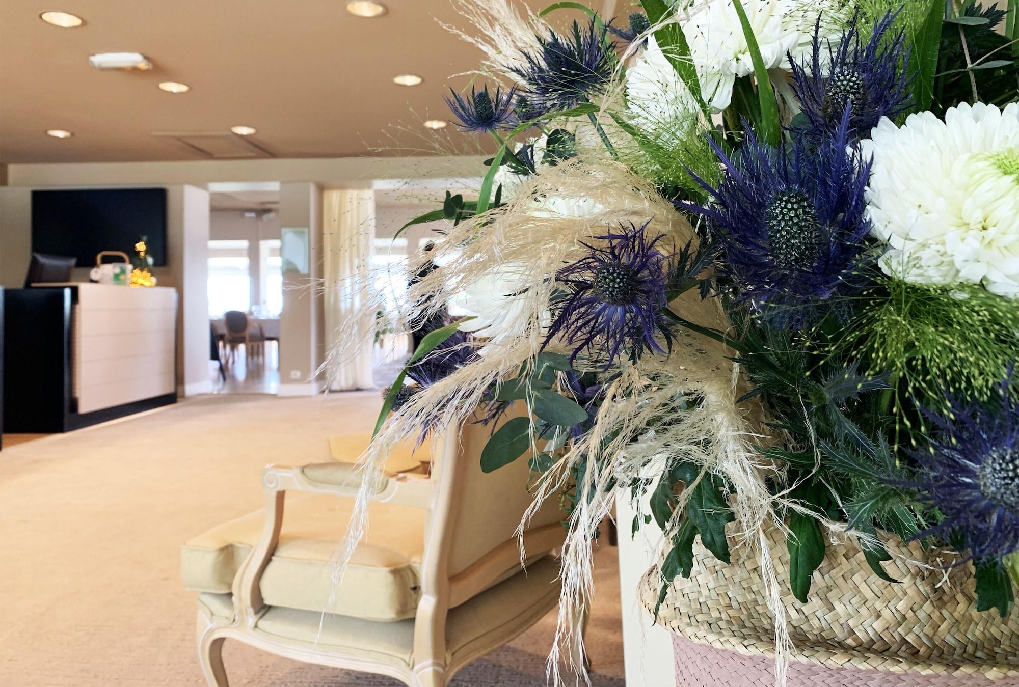 Vista Lobby Le Domaine des Dryades
