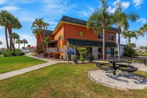 Alojamiento - Okeechobee KOA Resort