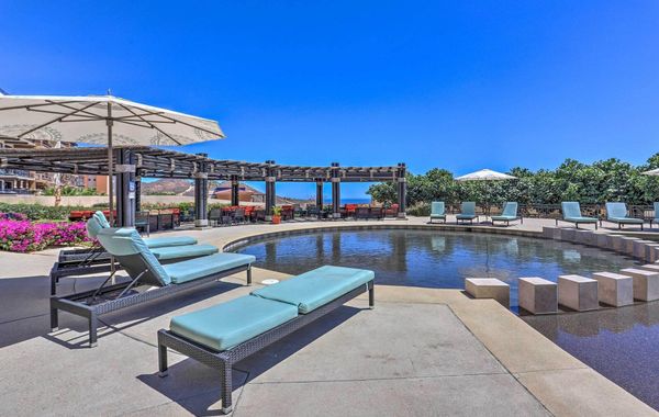 Golf Resort Condo w/ Ocean Views at Cabo Quivira - Hoteles de lujo en Cabo San Lucas