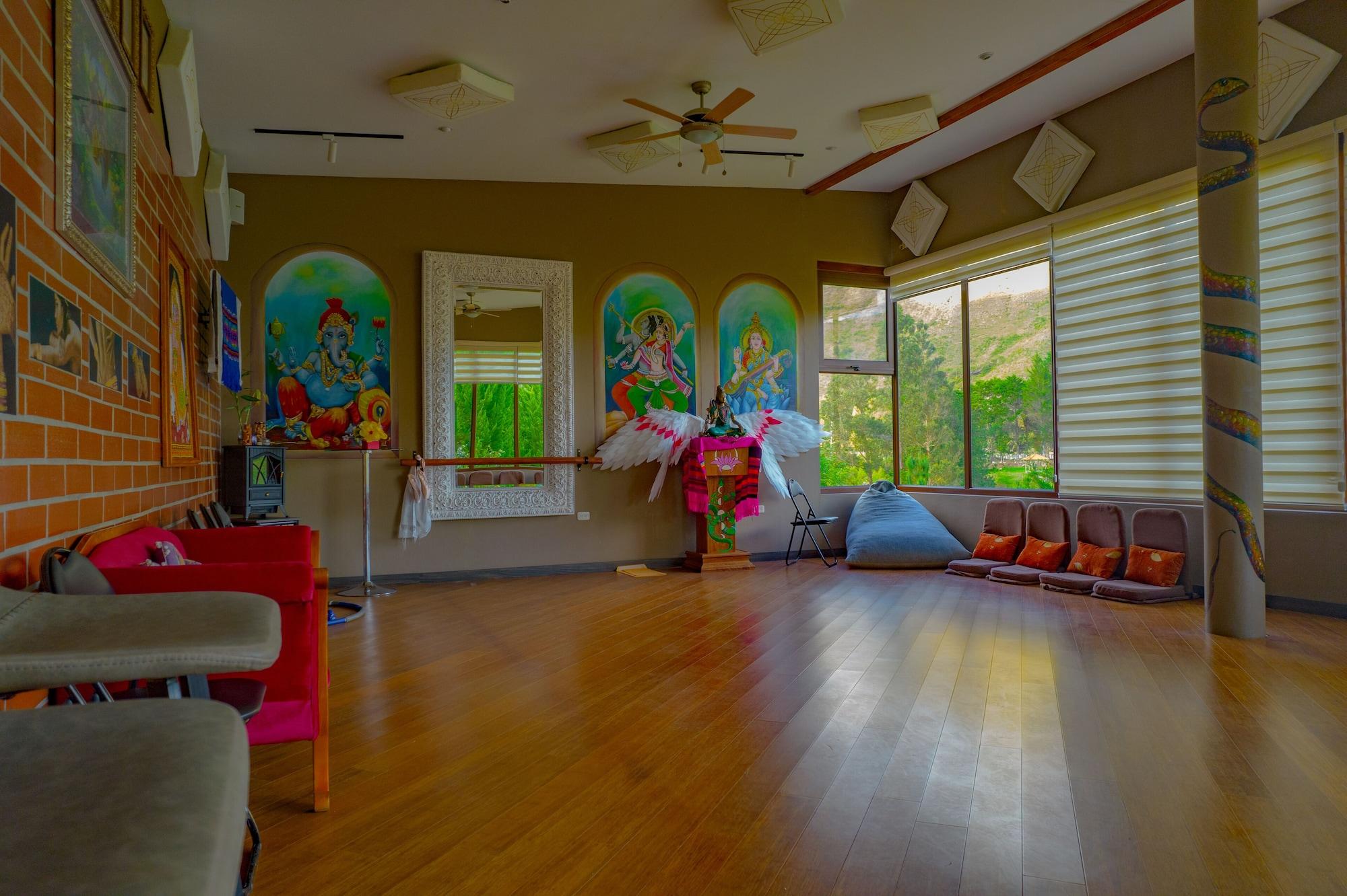 Gimnasio Twelve Hummingbirds Andes Retreat