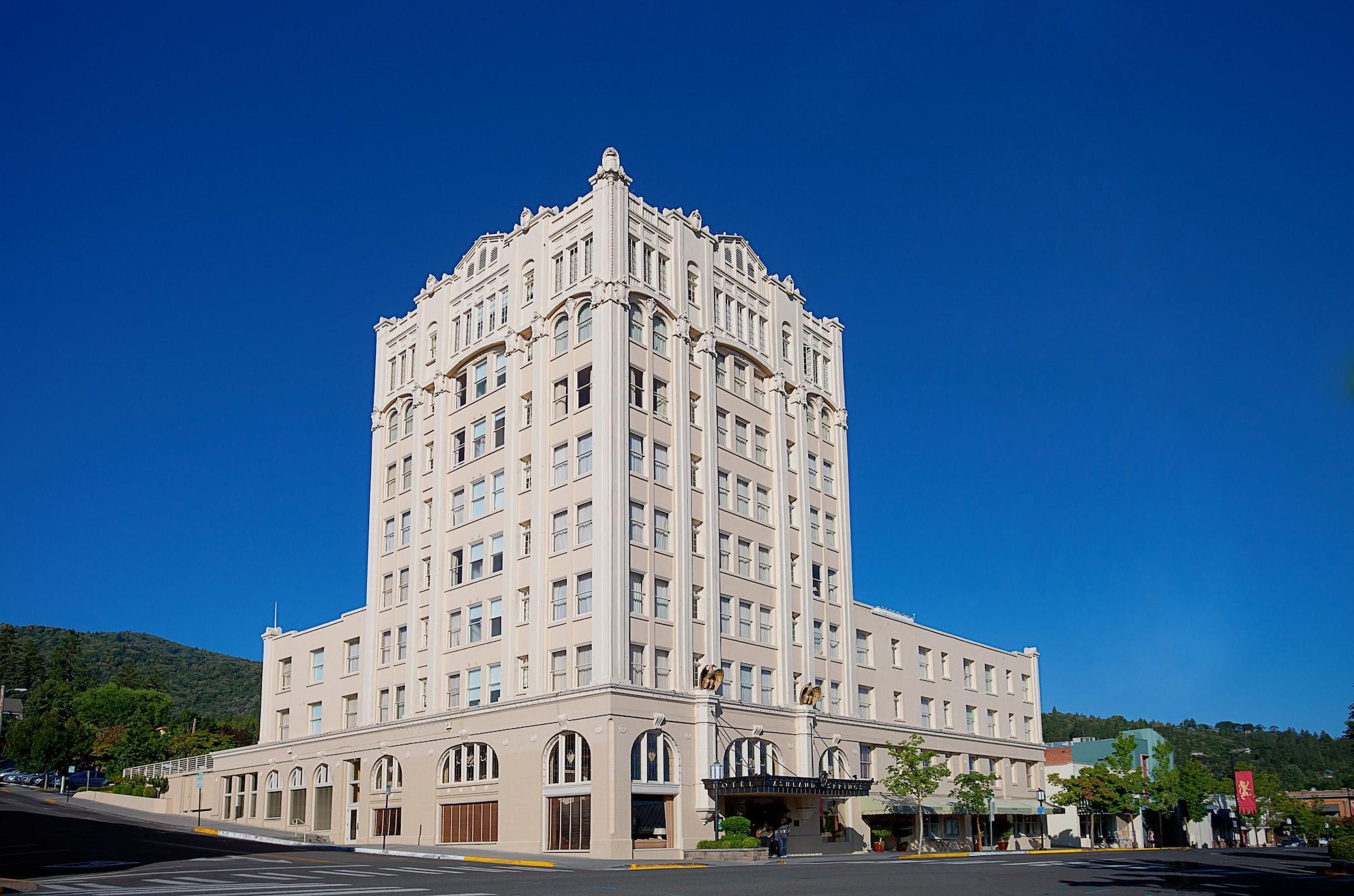Vista Exterior Ashland Springs Hotel