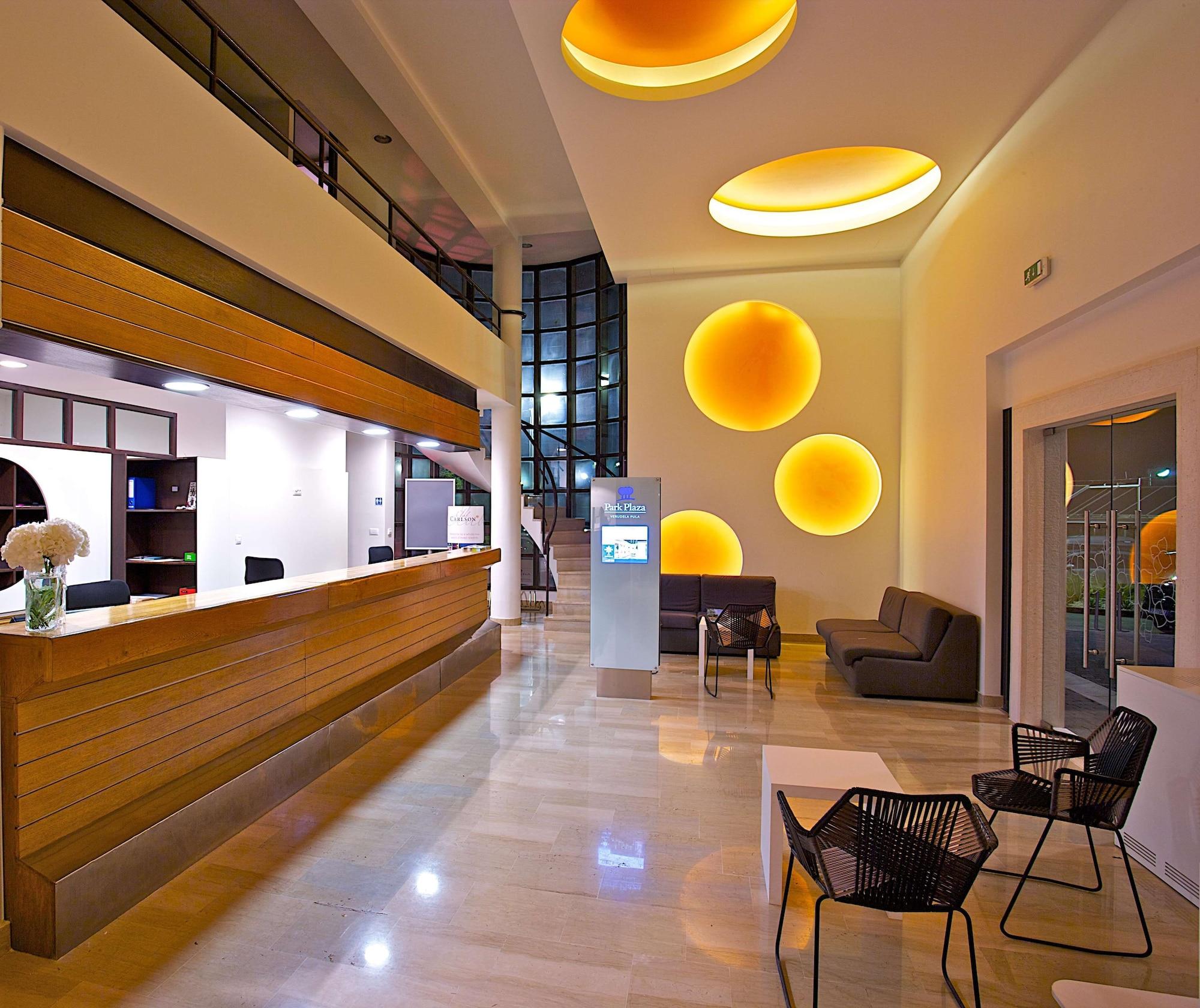 Vista Lobby Arena Verudela Beach Apartments