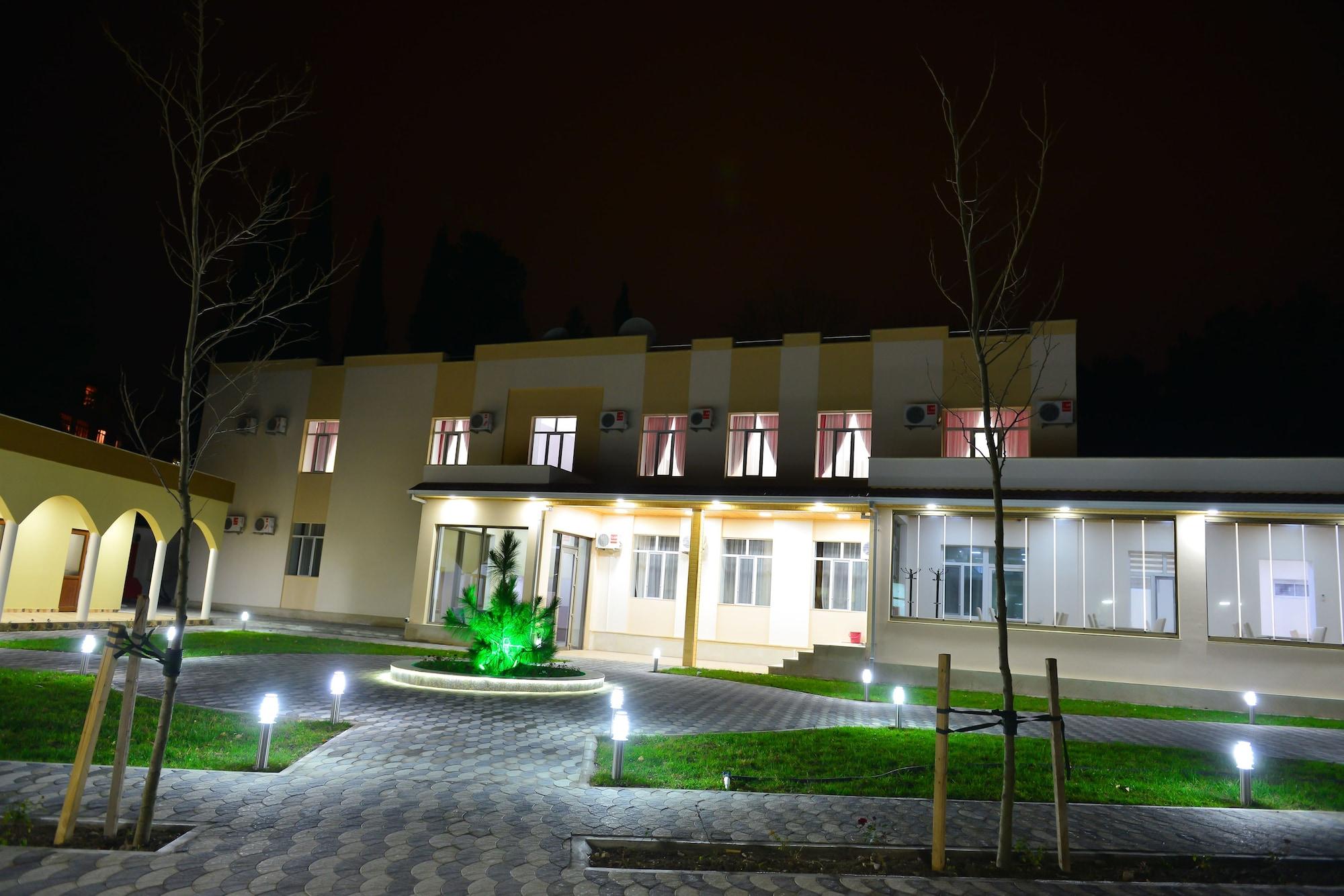 Vista Exterior Planet Inn Hotel Baku