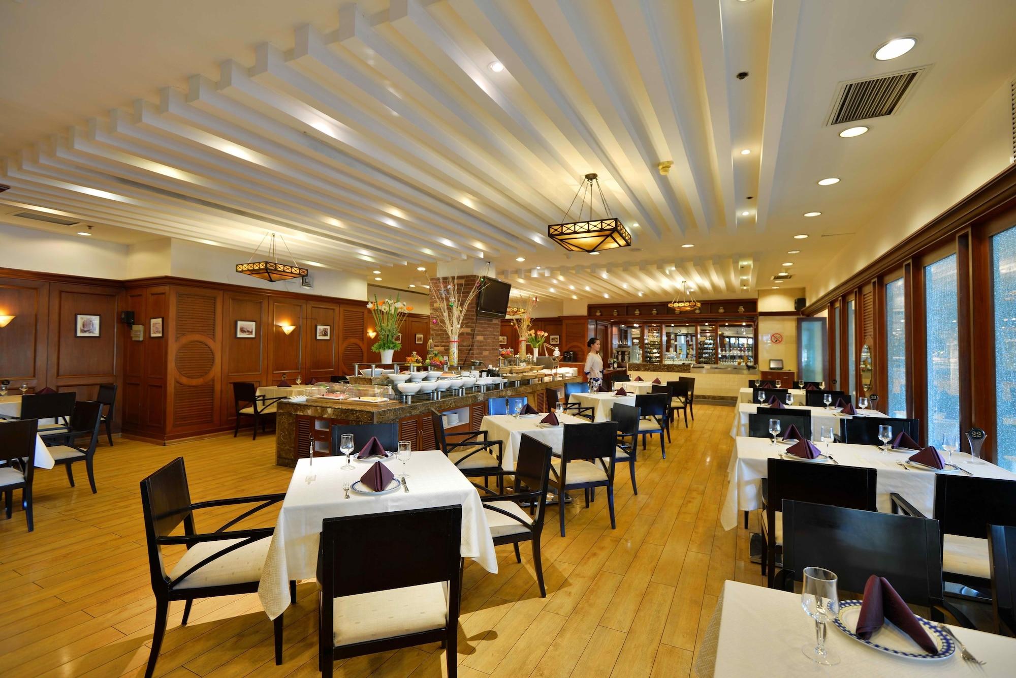 Restaurant Dalian East Hotel