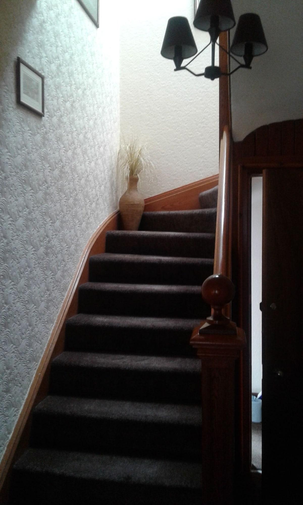 Varios Adelphi Villa