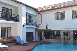 Alojamiento - Aanmani Rose Guest House