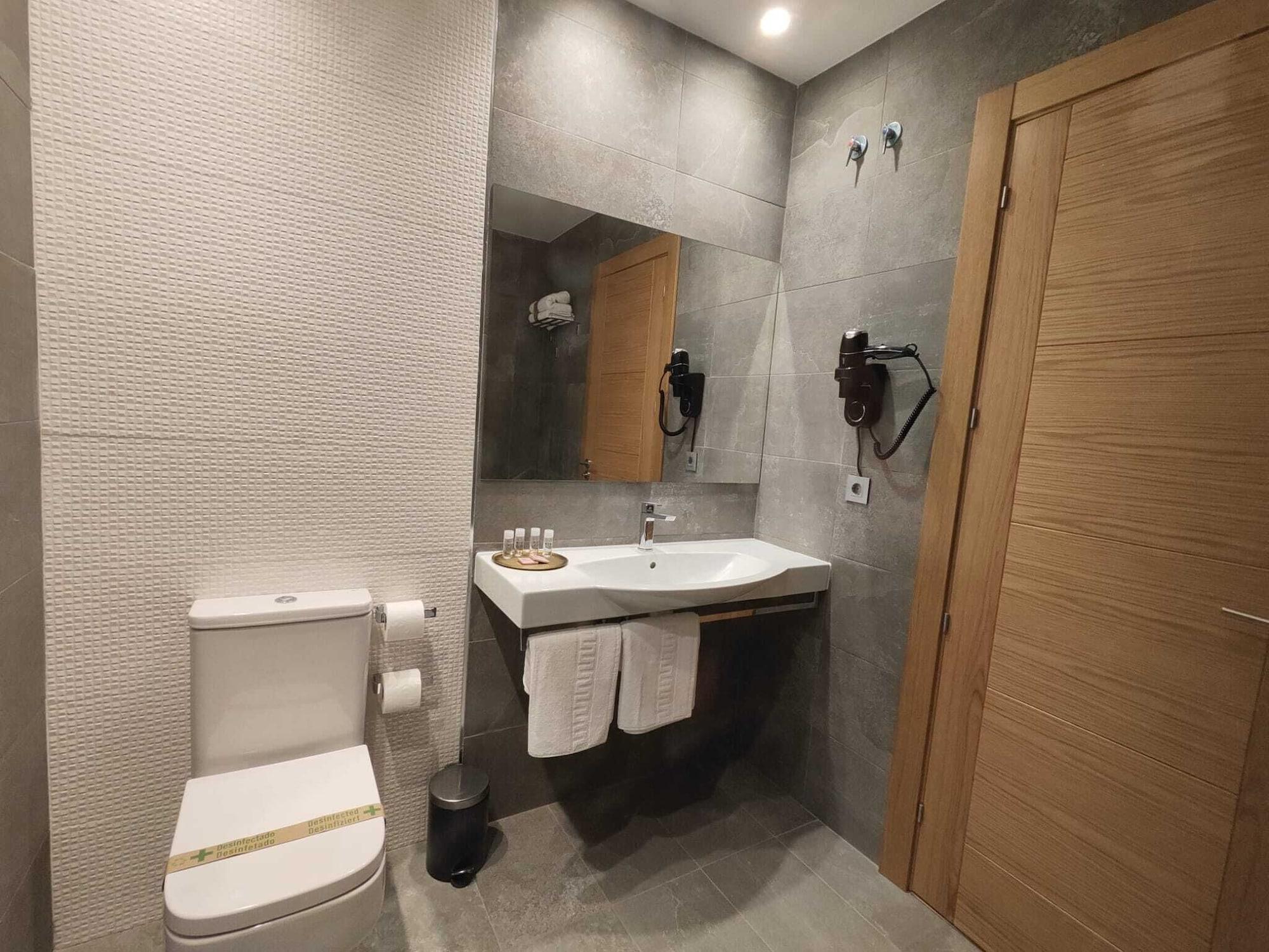 Equipamiento de Habitación insideHome Ciudad de Palencia