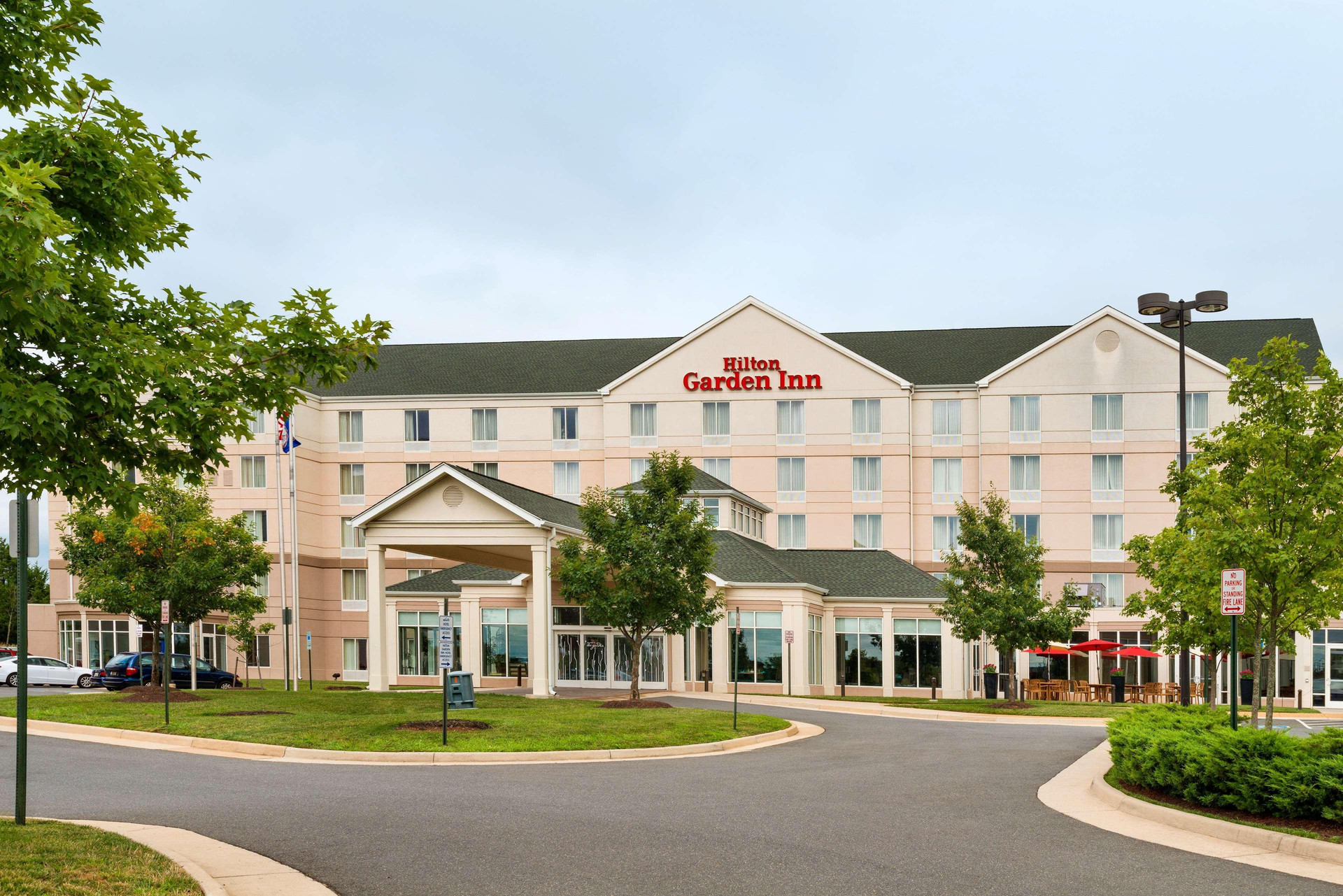Vista Exterior Hilton Garden Inn Dulles North