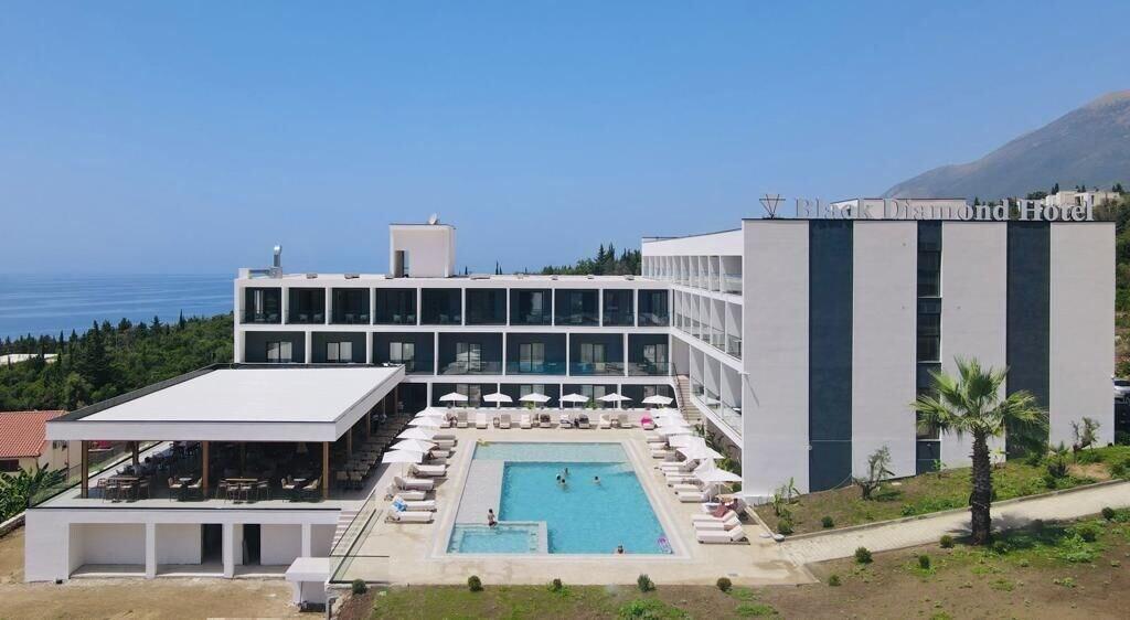 Vista Exterior Black Diamond Hotel Dhermi