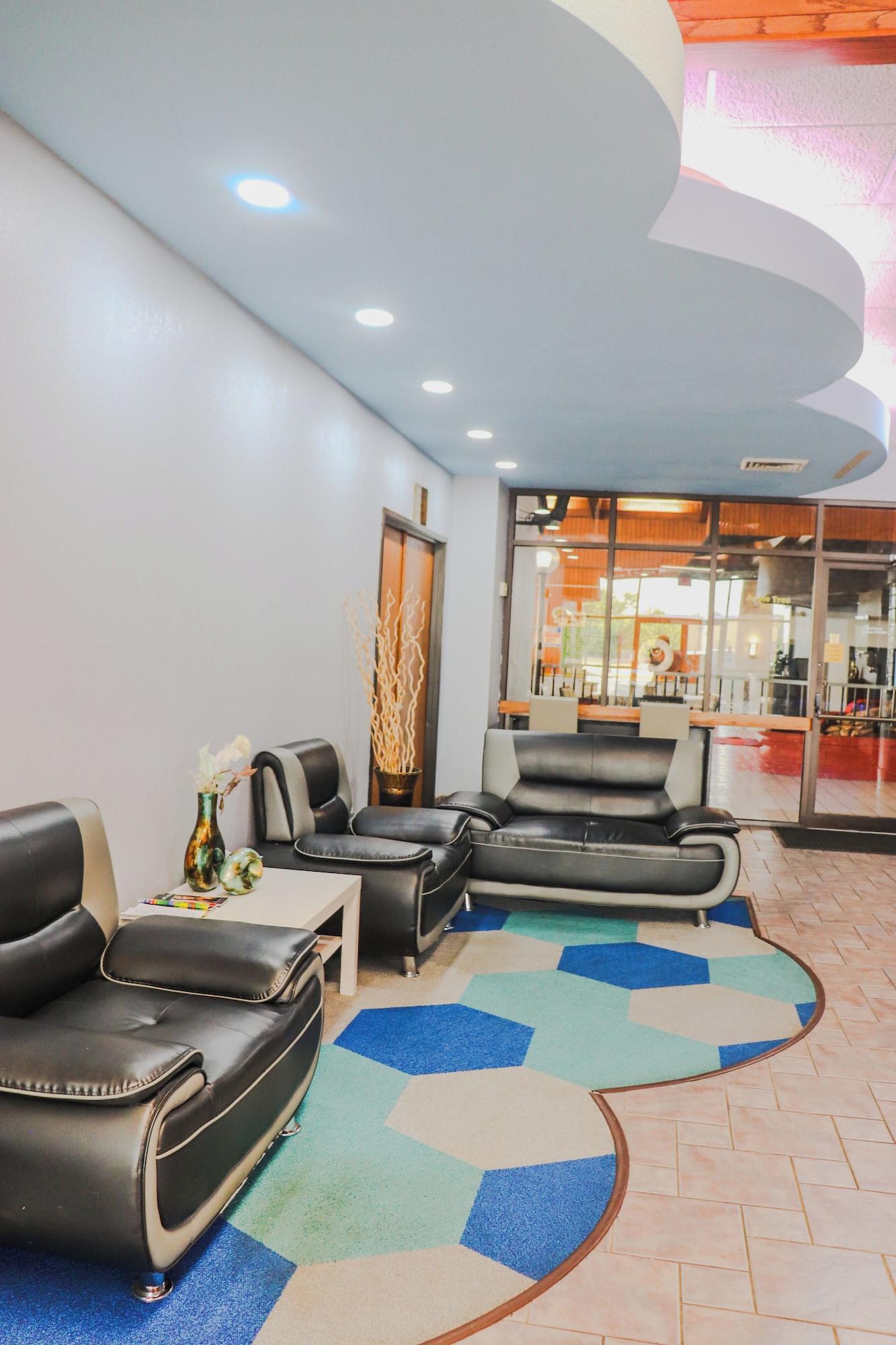 Vista Lobby Apple Tree Inn and Suites