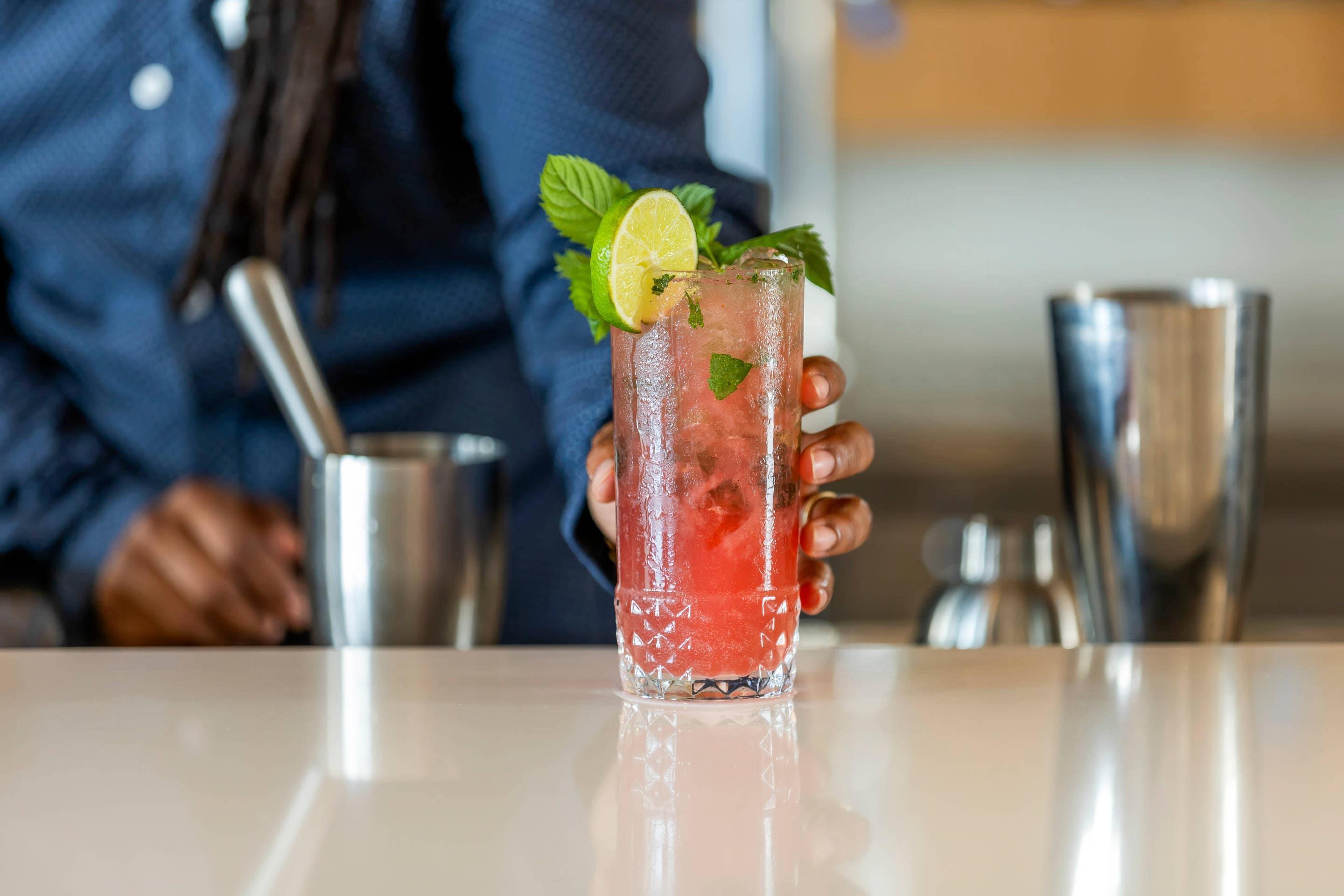 Bar/Salón Comfort Inn & Suites Newark Liberty International Airport