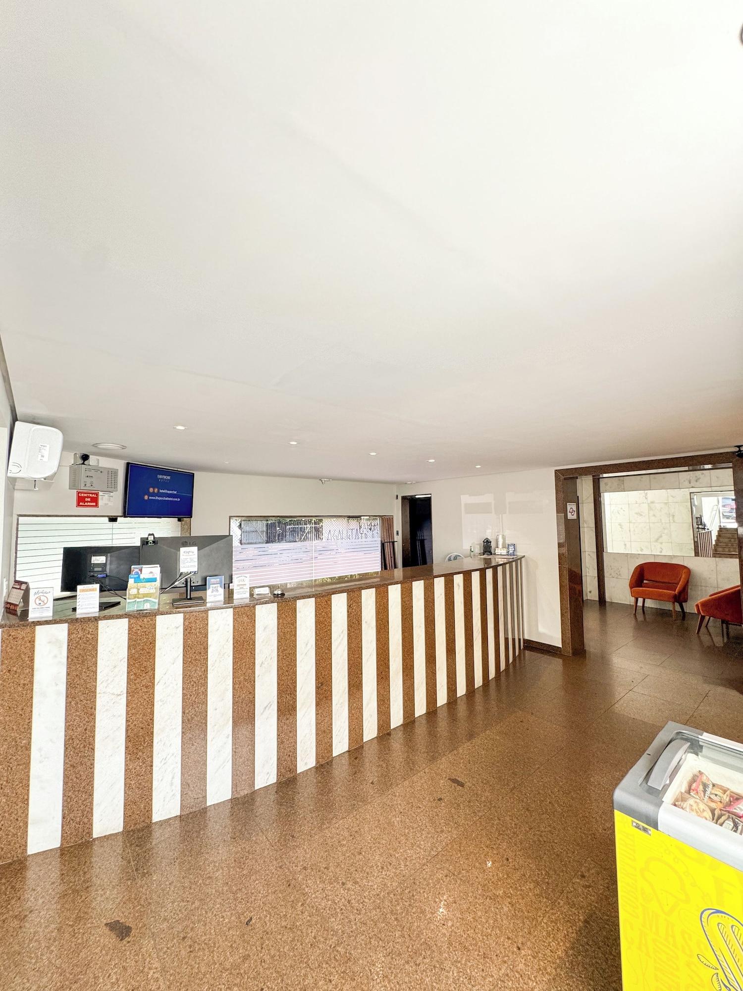Vista Lobby Ilha Porchat Hotel
