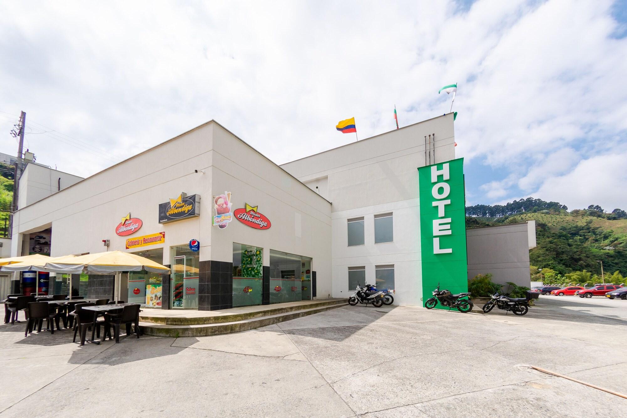 Vista Exterior Ayenda Panamericana