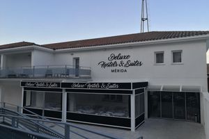 Alojamiento - Deluxe Hostels & Suites Merida