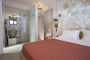 Alquiler Vacacional - Modern country villa with stone-built BBQ area