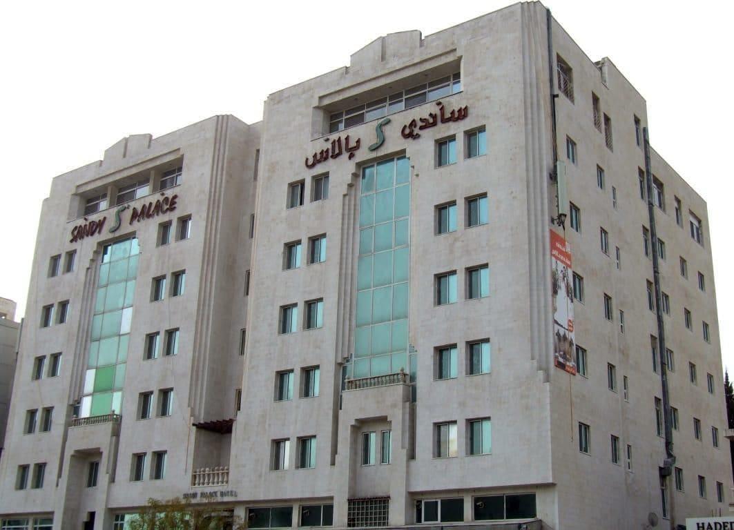 Vista Exterior Sandy Palace Hotel