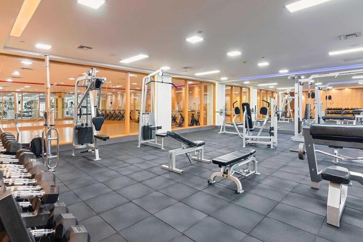 Gimnasio Torres de Suites by InAmazonas