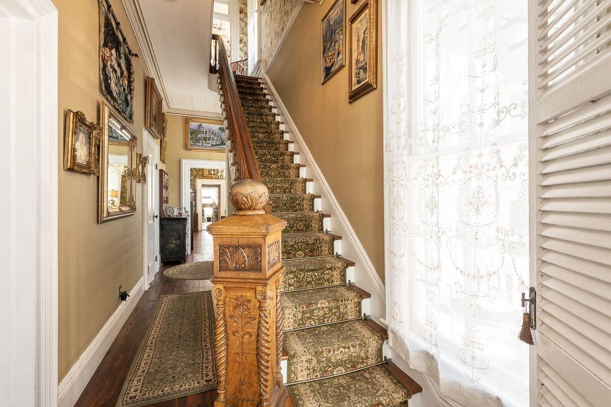 Vista Lobby Artist House Key West