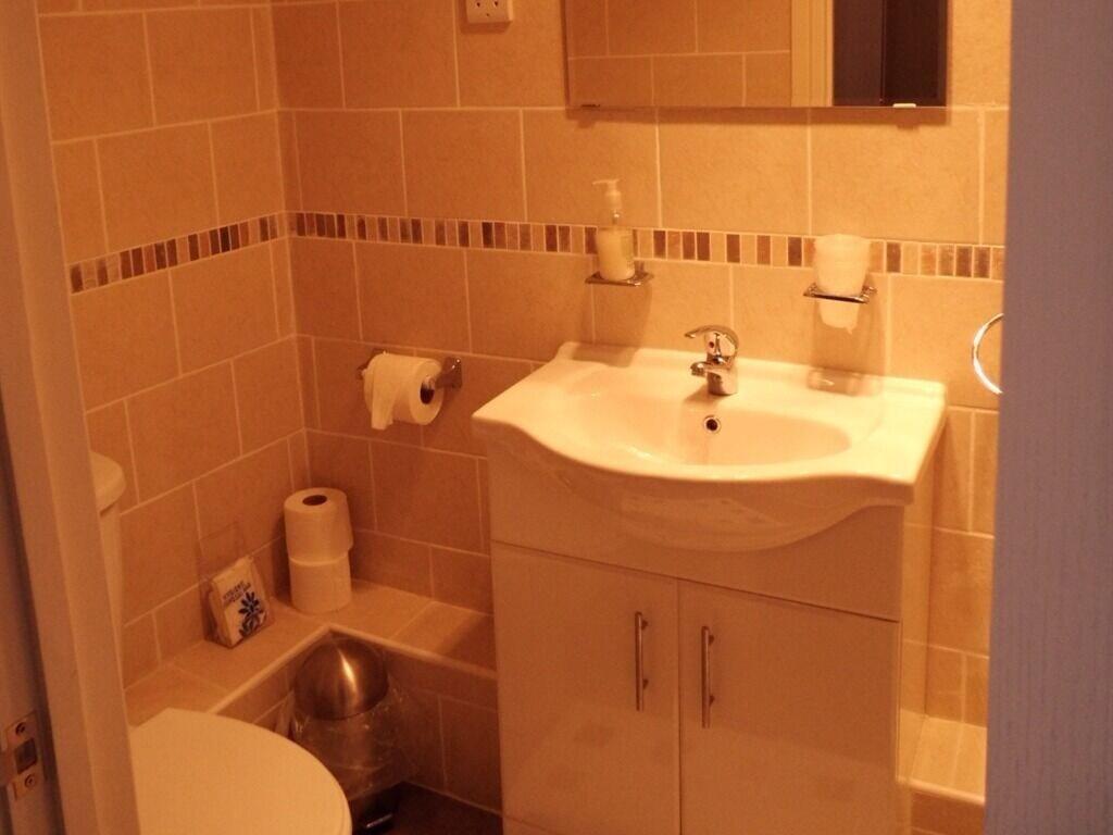 Vista Exterior The Golden Lion Hotel