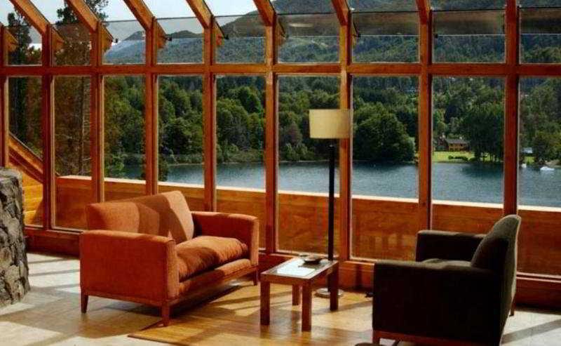 Vista Lobby Hosteria Puerto Sur