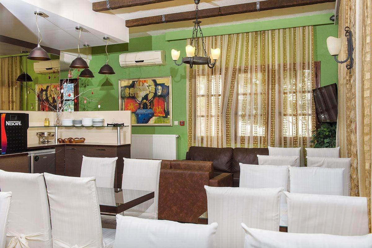 Bar/Salón Makedonia