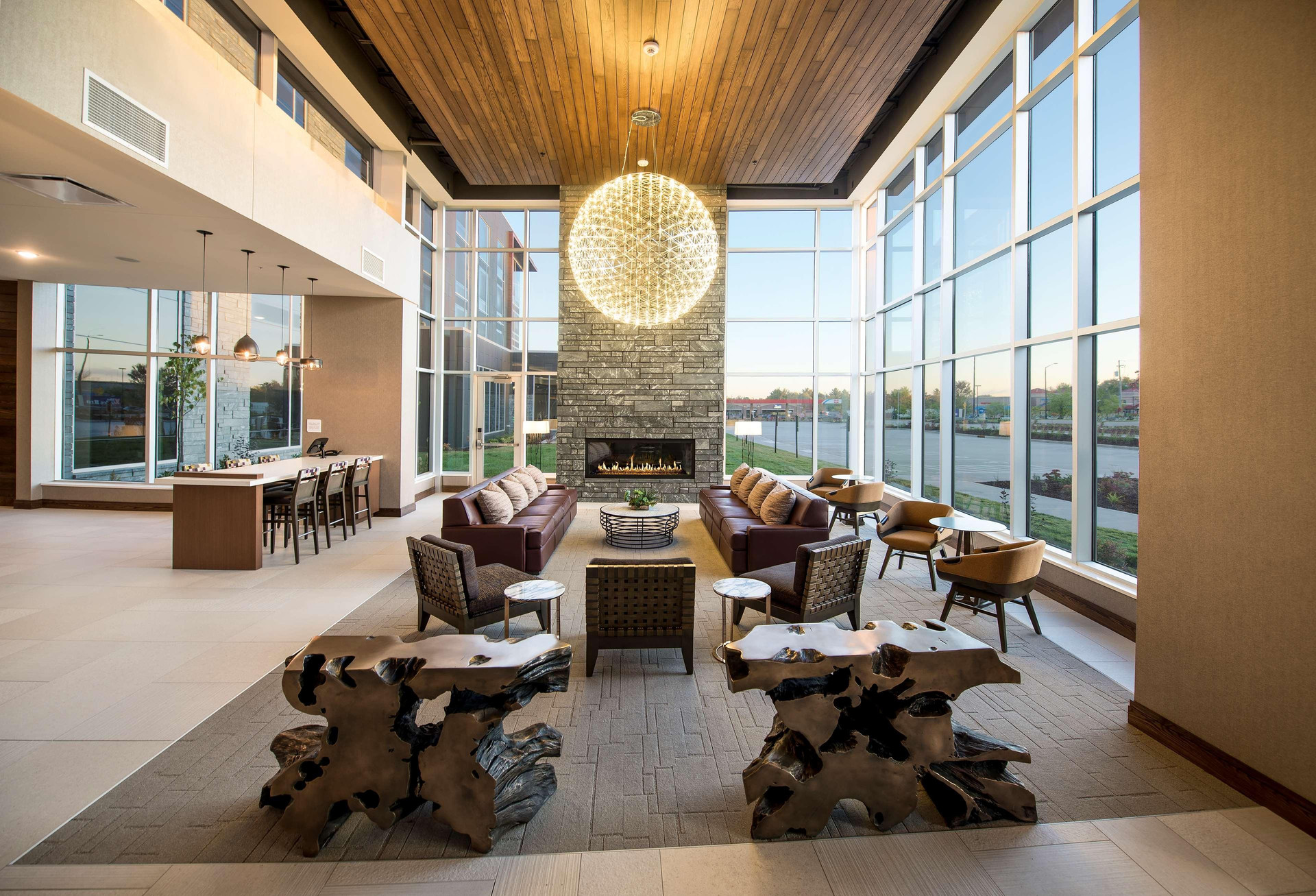 Vista Lobby Hilton Garden Inn Wausau