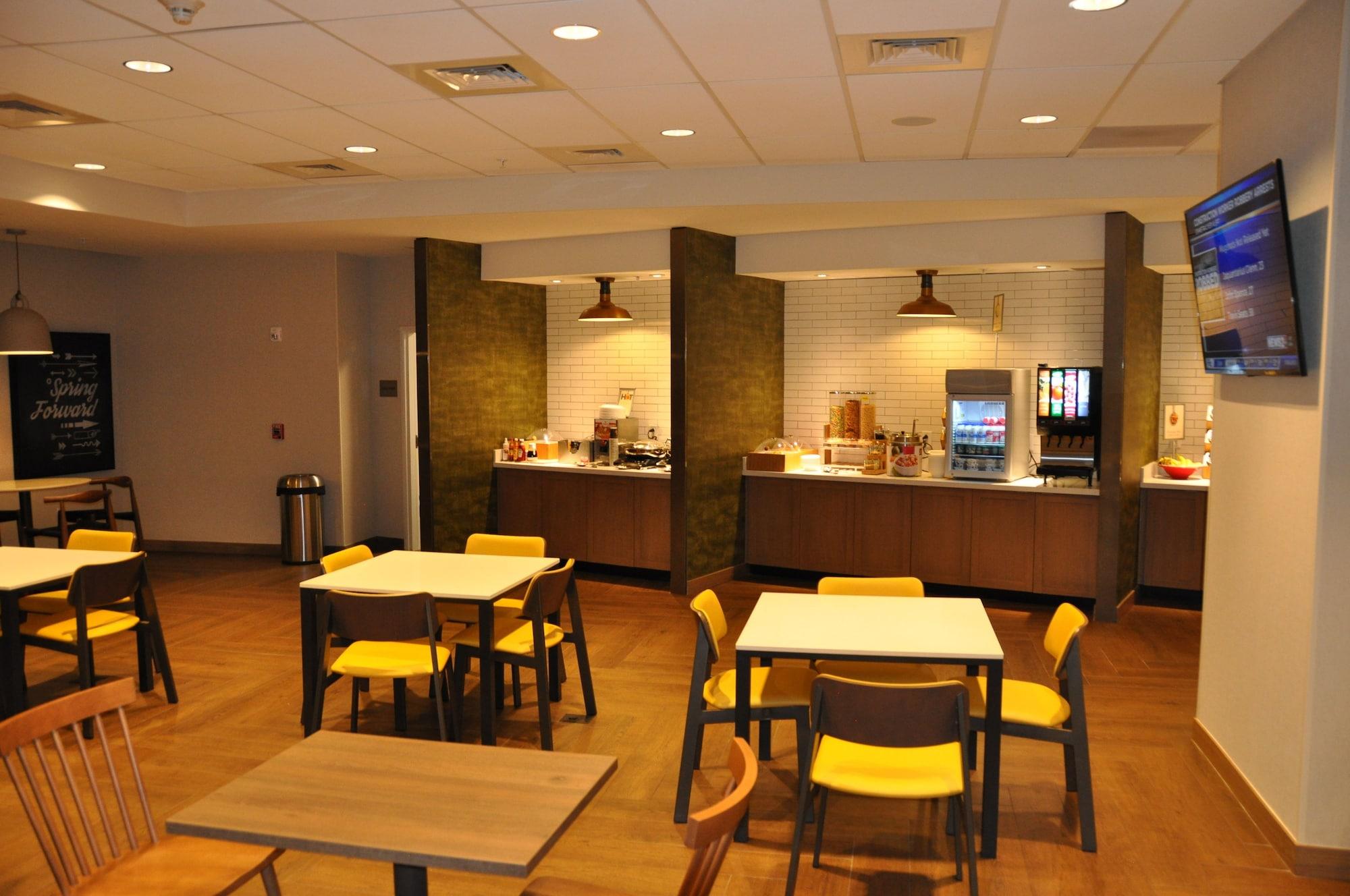 Restaurant Fairfield Inn & Suites by Marriott Nashville Airport