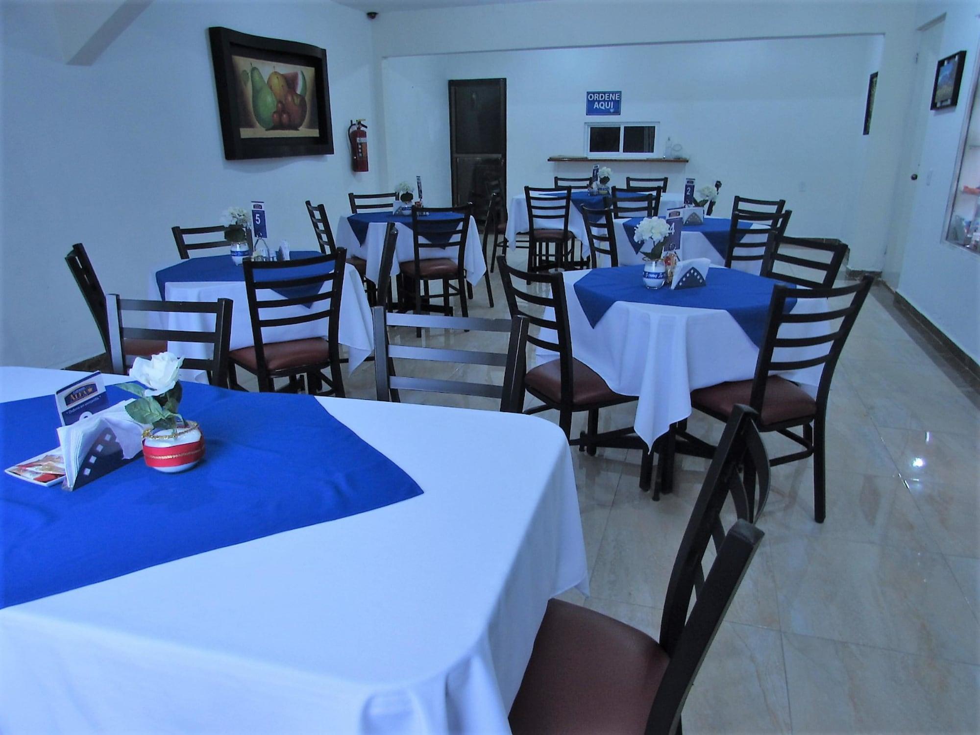 Bar/Salón Hotel Alfa Inn