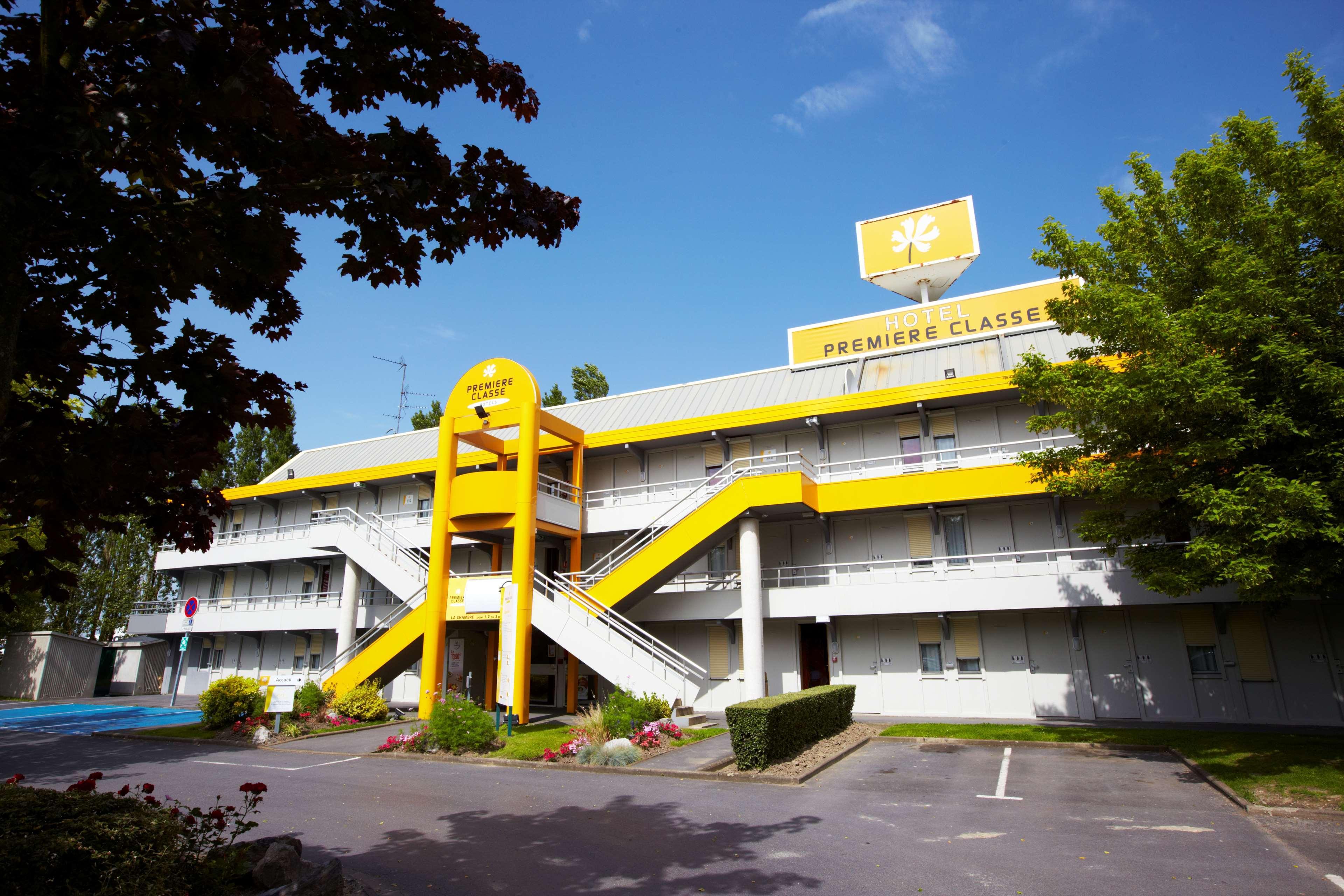 Vista Exterior Premiere Classe Charleville Mezieres