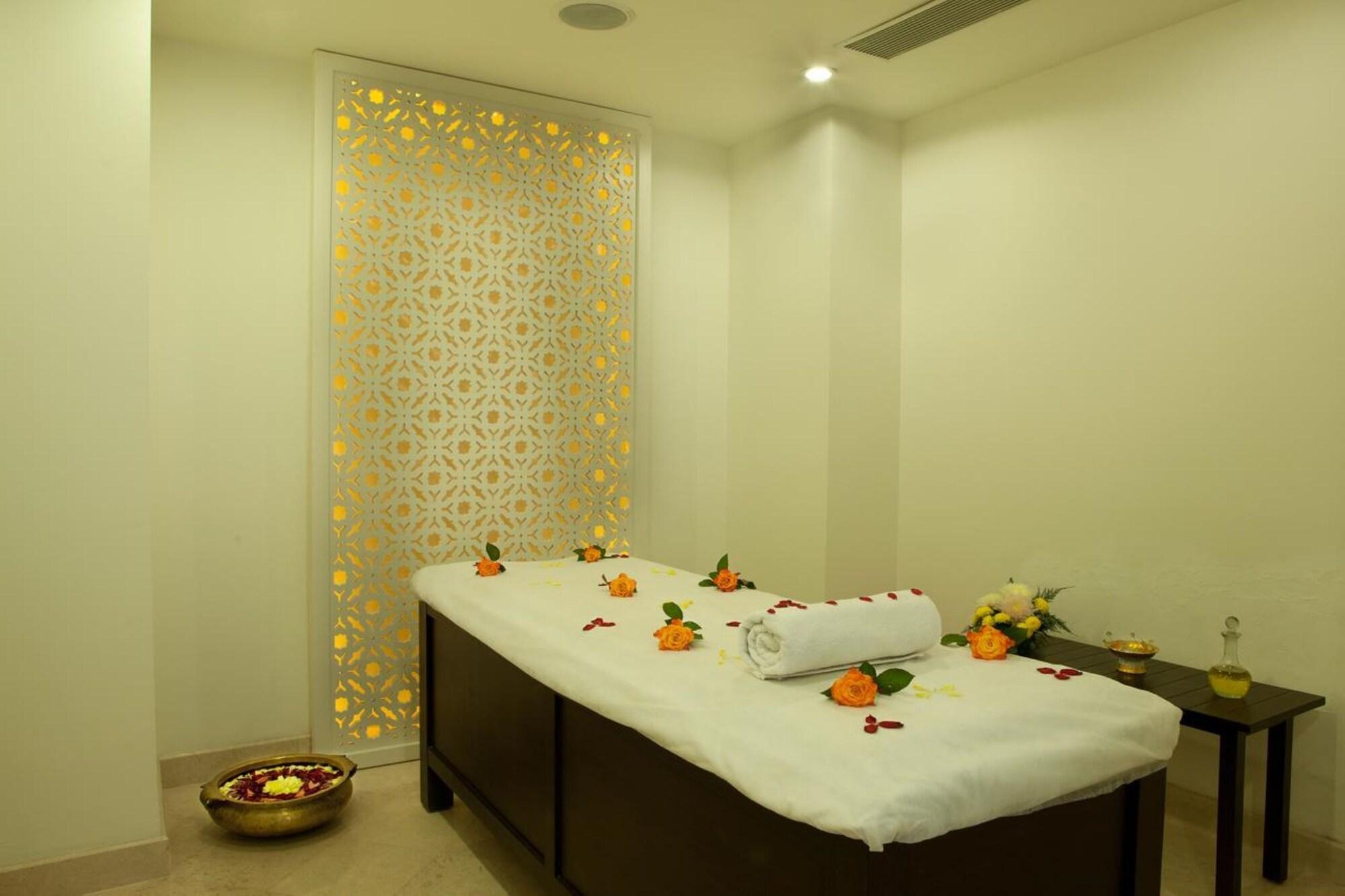 Spa Lemon Tree Hotel, Chandigarh