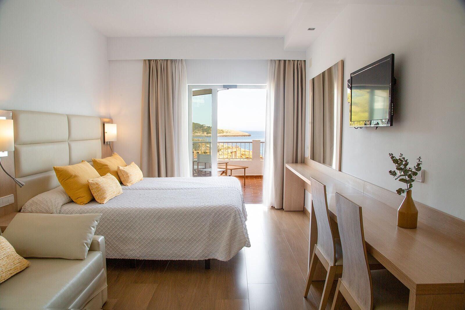 Habitación Hostal La Cigüeña