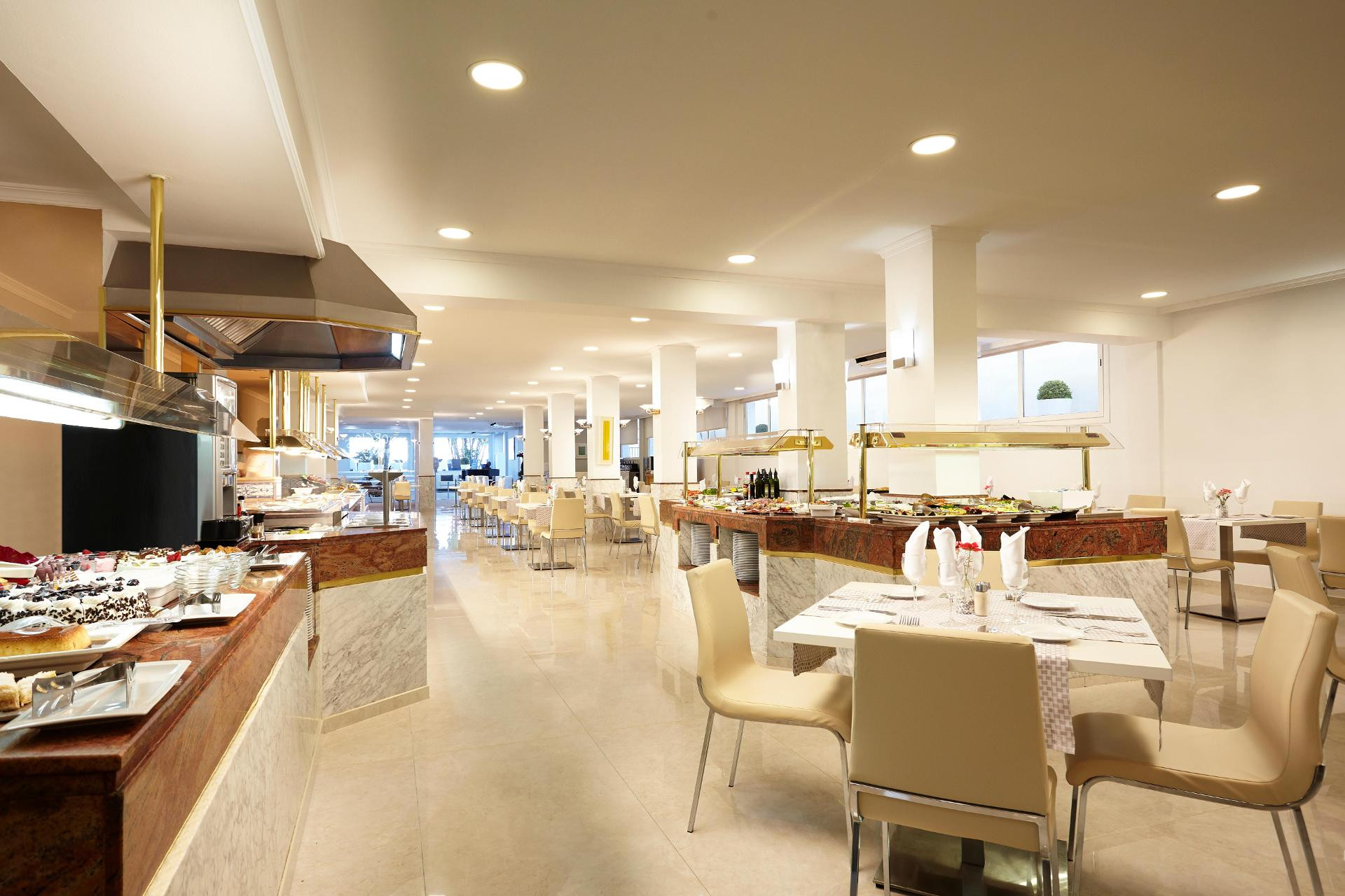 Restaurant Hotel Las Arenas, Affiliated by Meliá