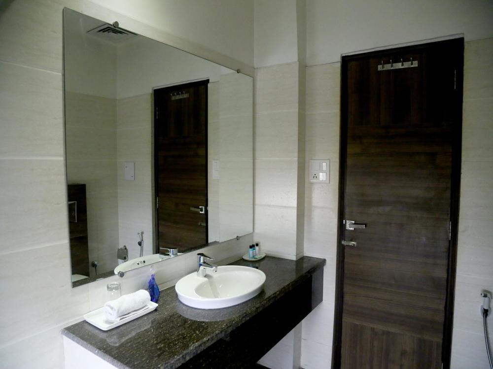 Set de Habitación OYO 2904 near Football Chowk