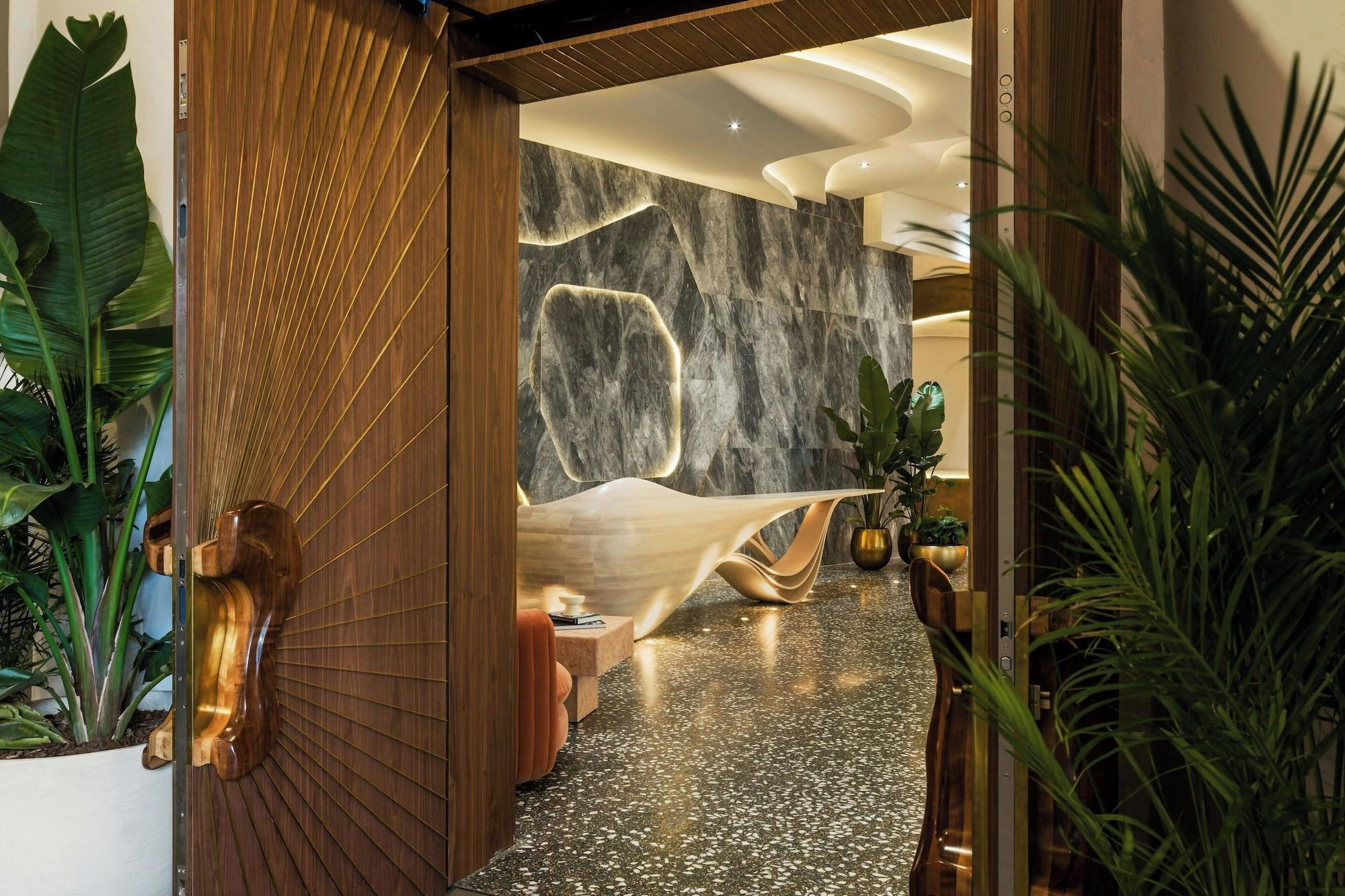 Vista Lobby UNFRAMED, Autograph Collection