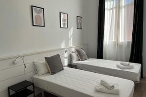 Alquiler Vacacional - Apartamentos Express by gaiarooms