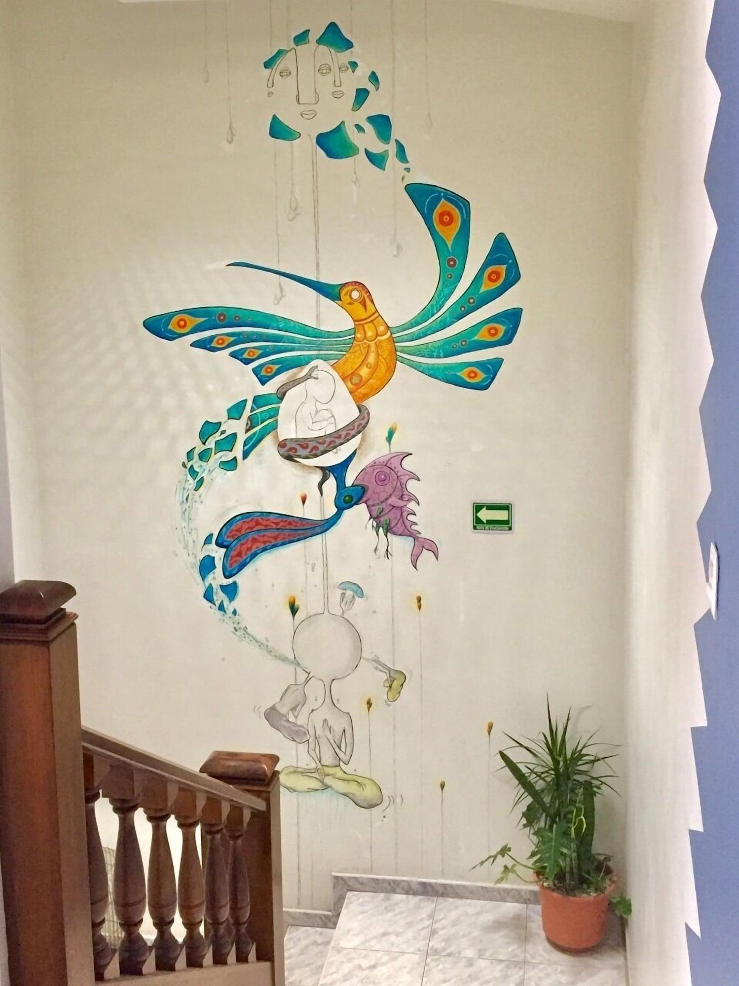 Varios Hostal Central - Hostel
