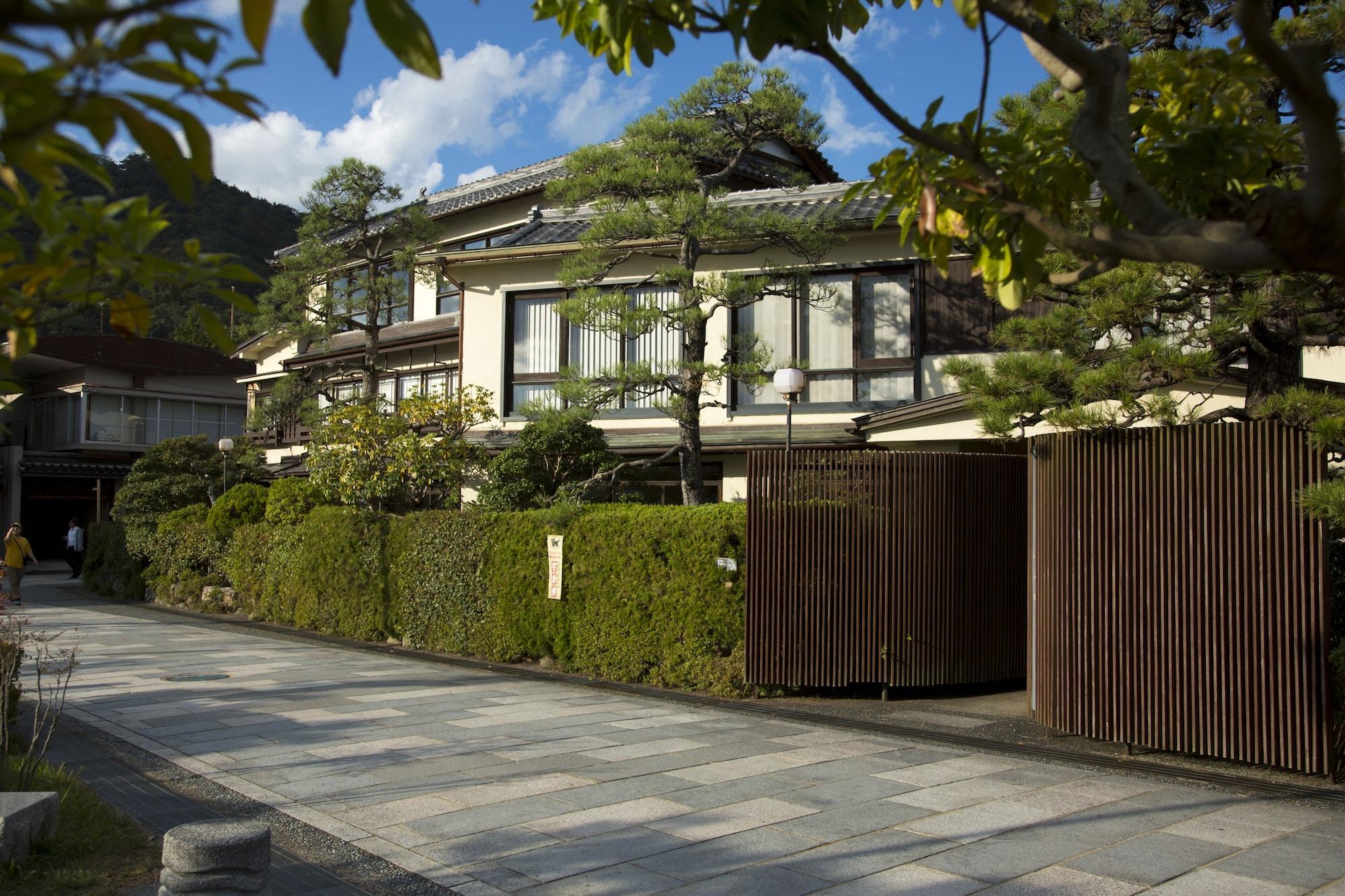 Vista Exterior Shinpuro