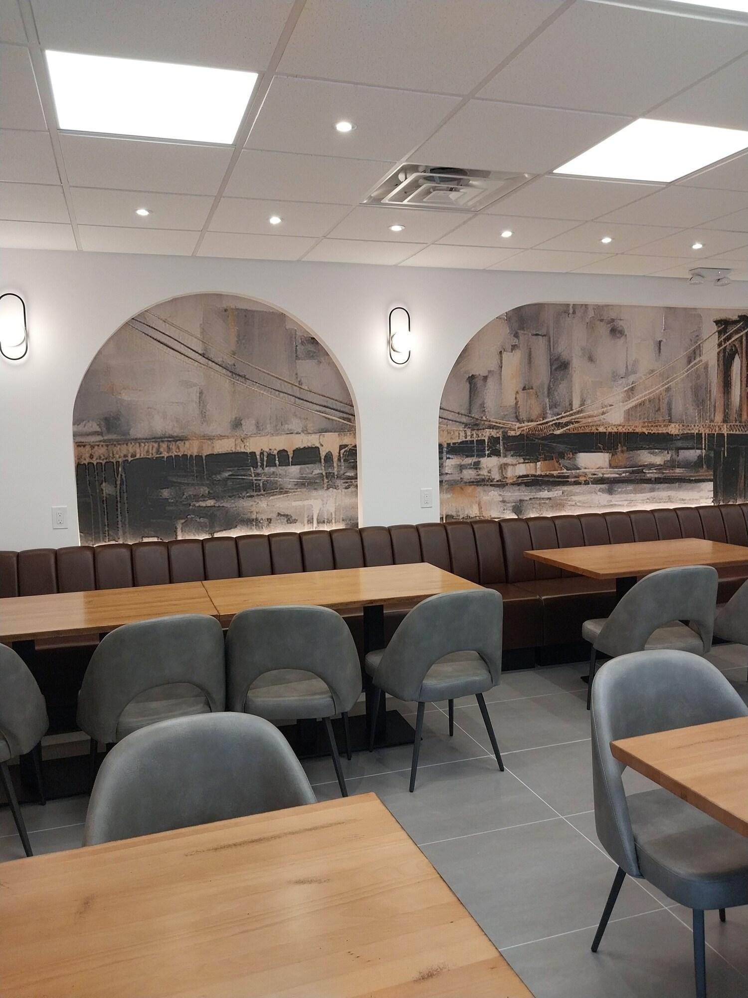 Vista Lobby Greenview Inn Riverhead