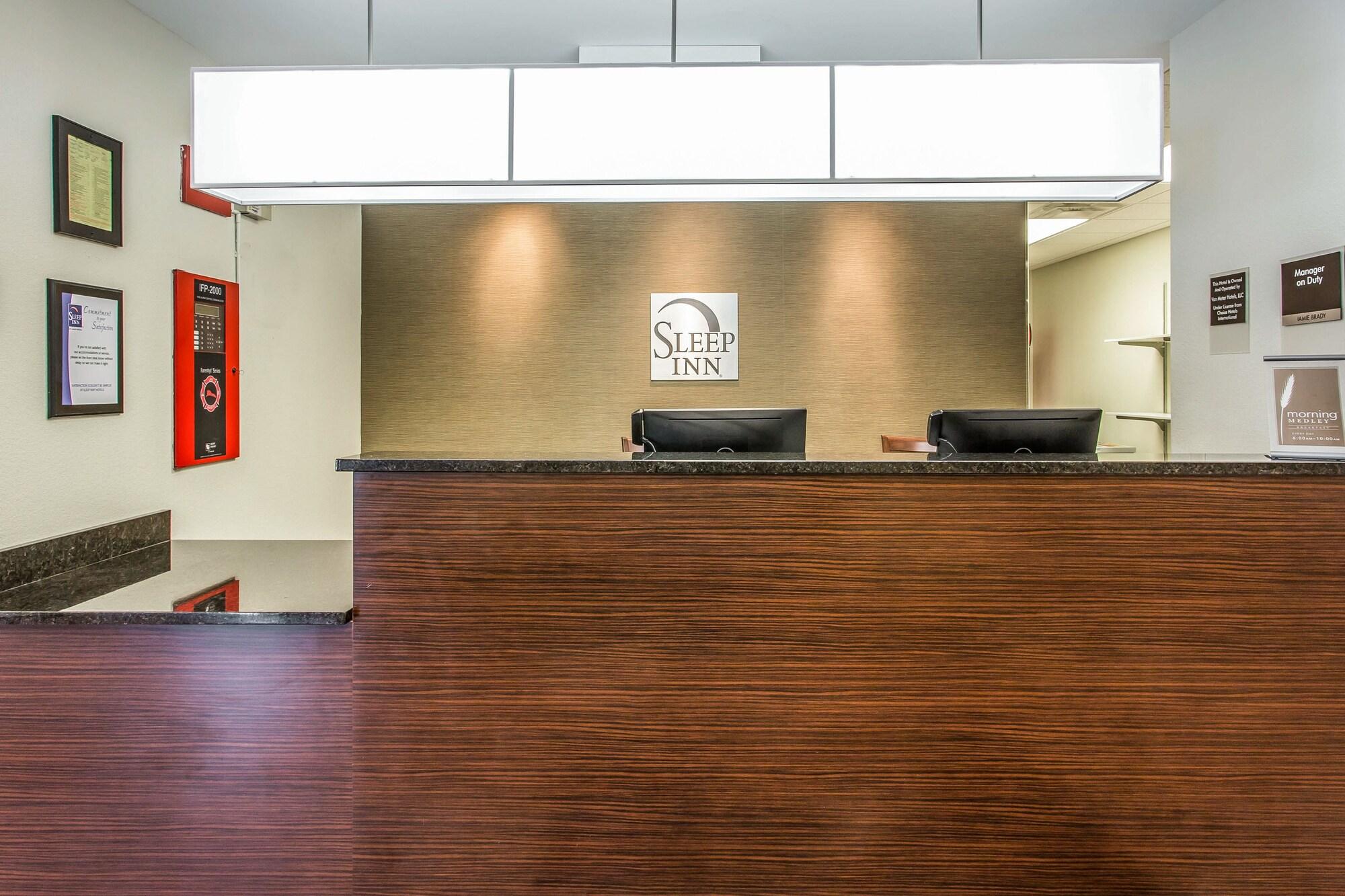 Vista Lobby Sleep Inn & Suites Dayton South