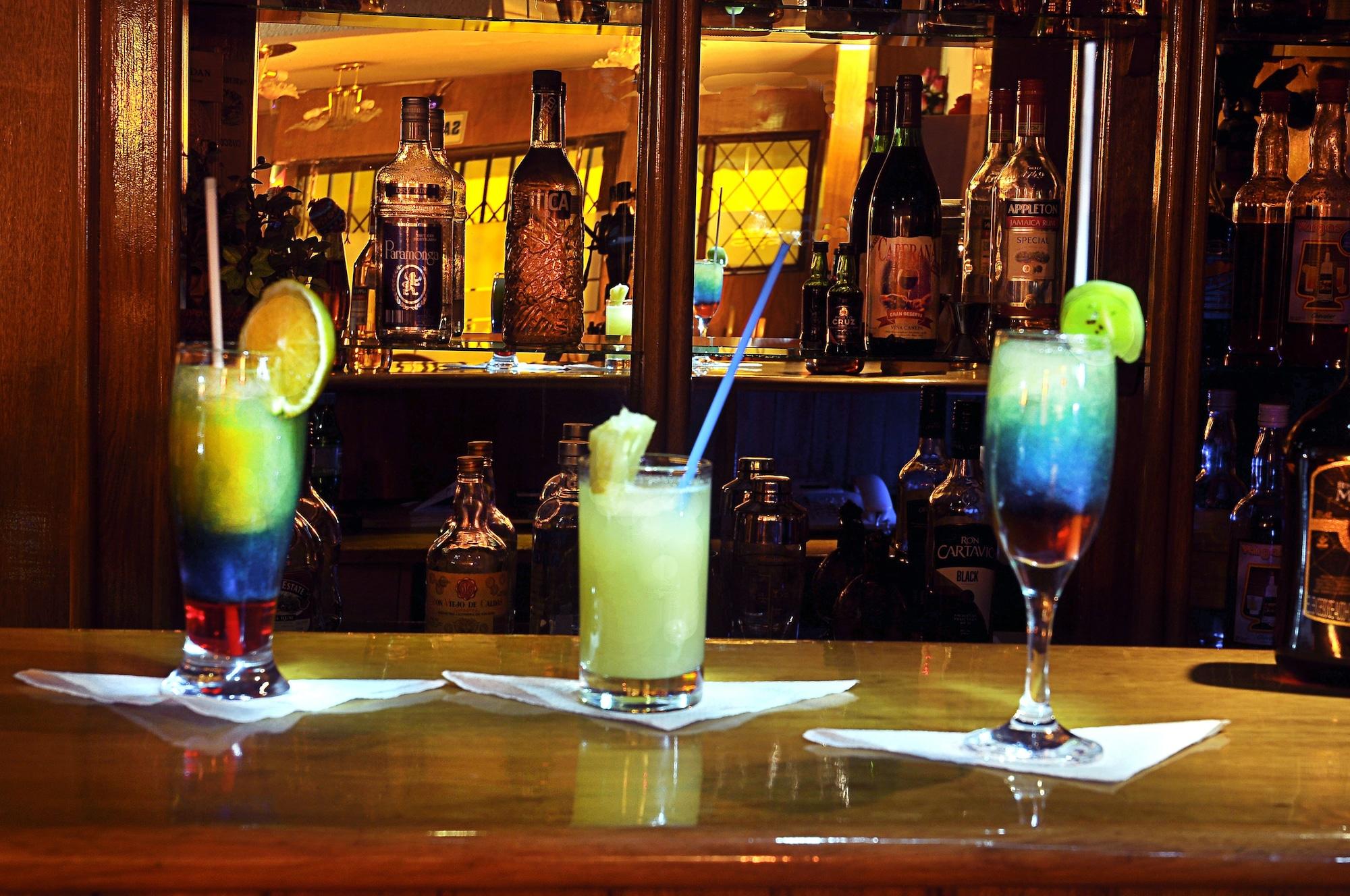 Bar/Salón Hotel Balsa Inn