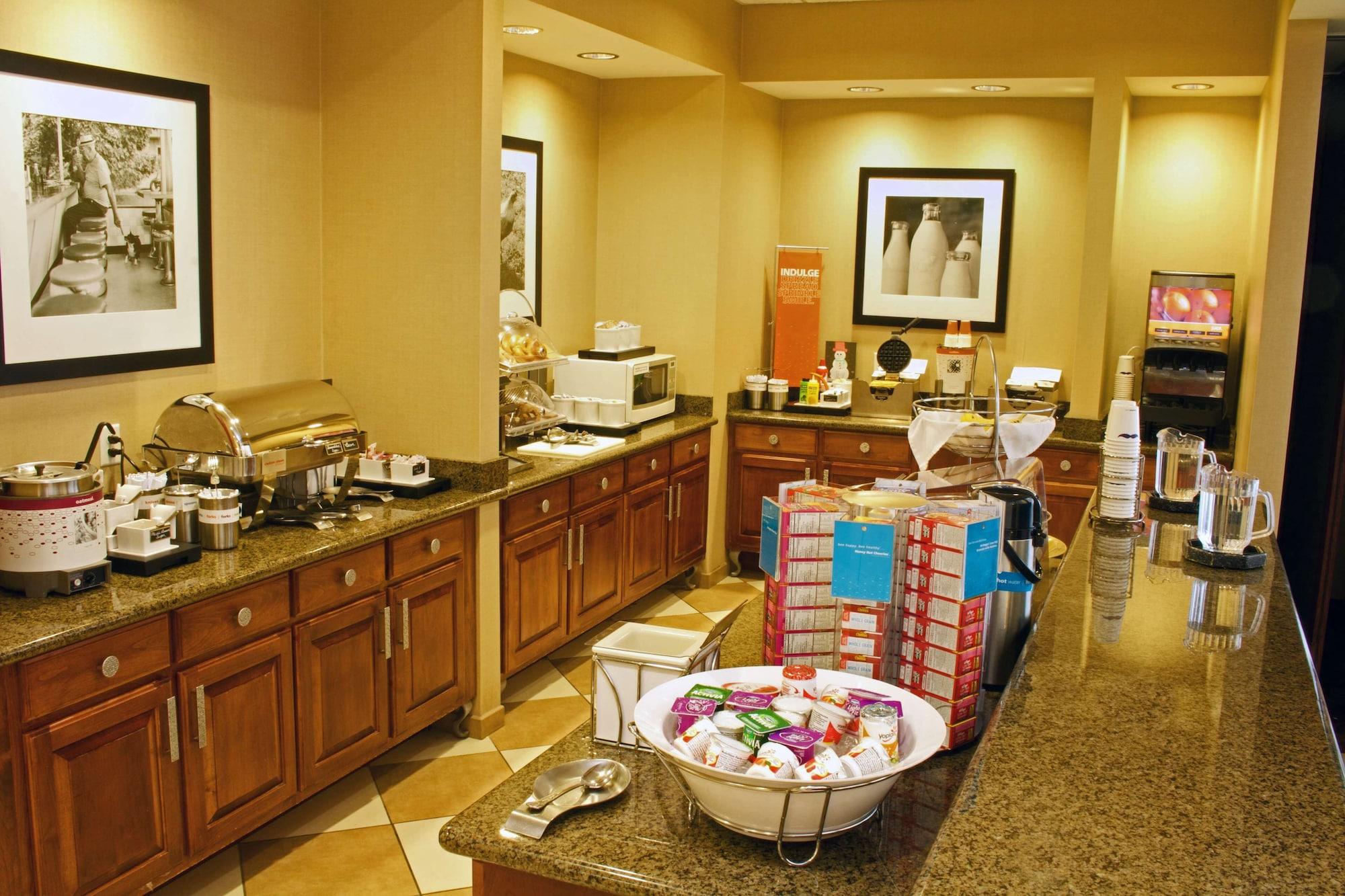 Restaurant Hampton Inn & Suites Chesapeake-Battlefield Blvd.