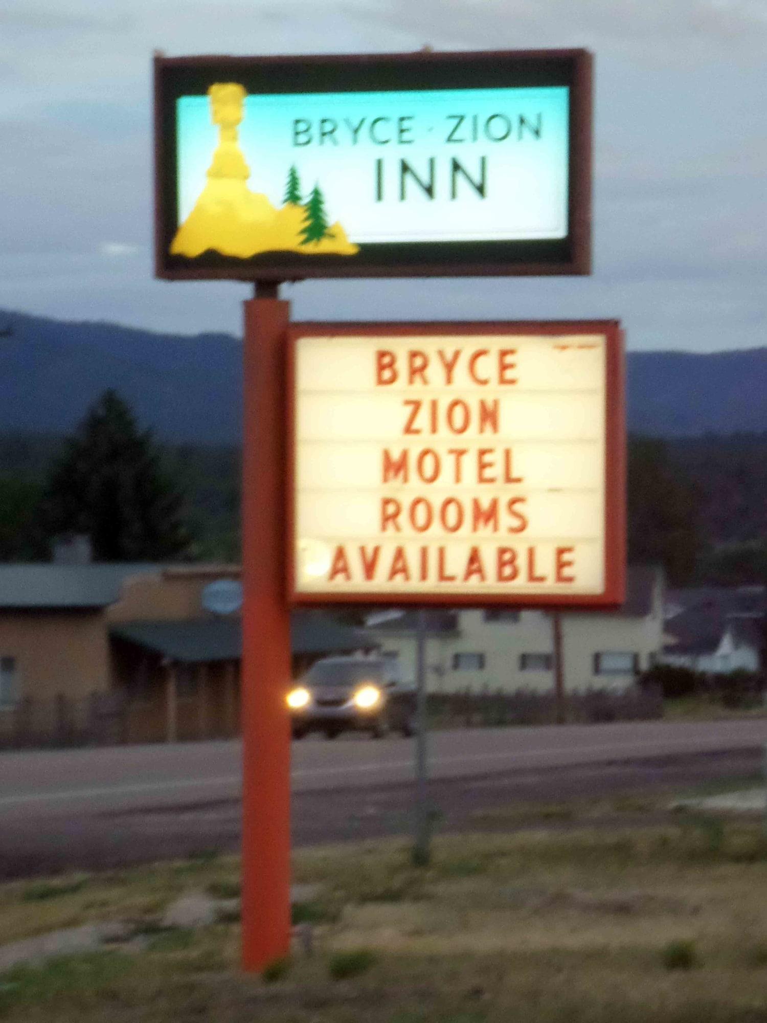 Vista Exterior Bryce Zion Inn