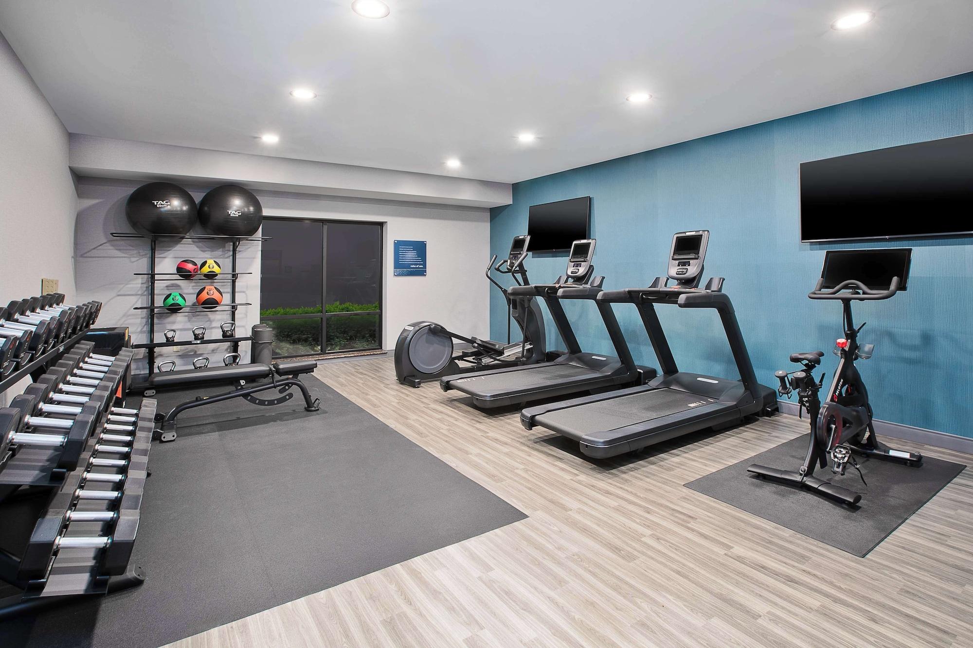 Gimnasio Hampton Inn Detroit/Utica-Shelby Township